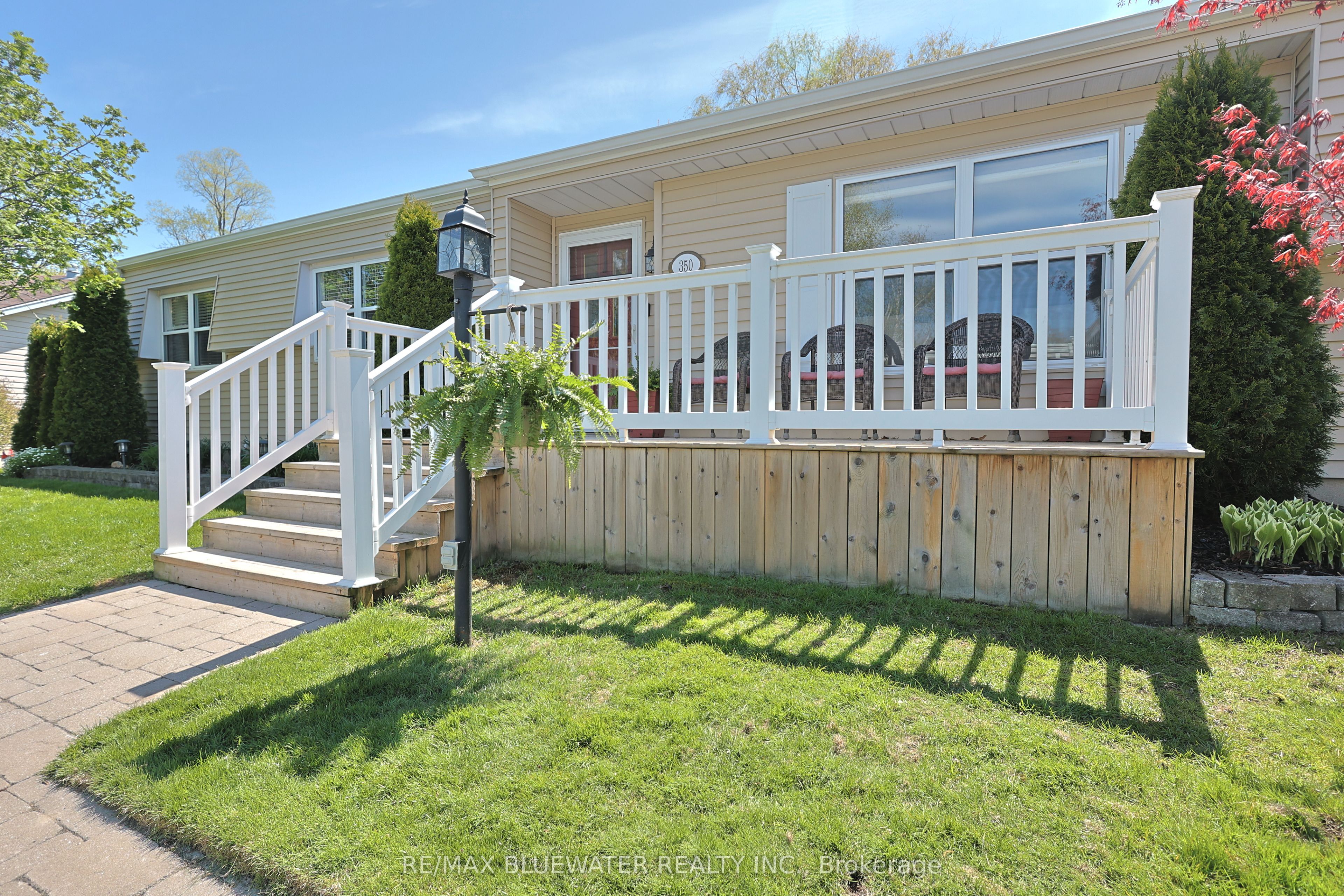 350 Shannon Boulevard Property Photo 10