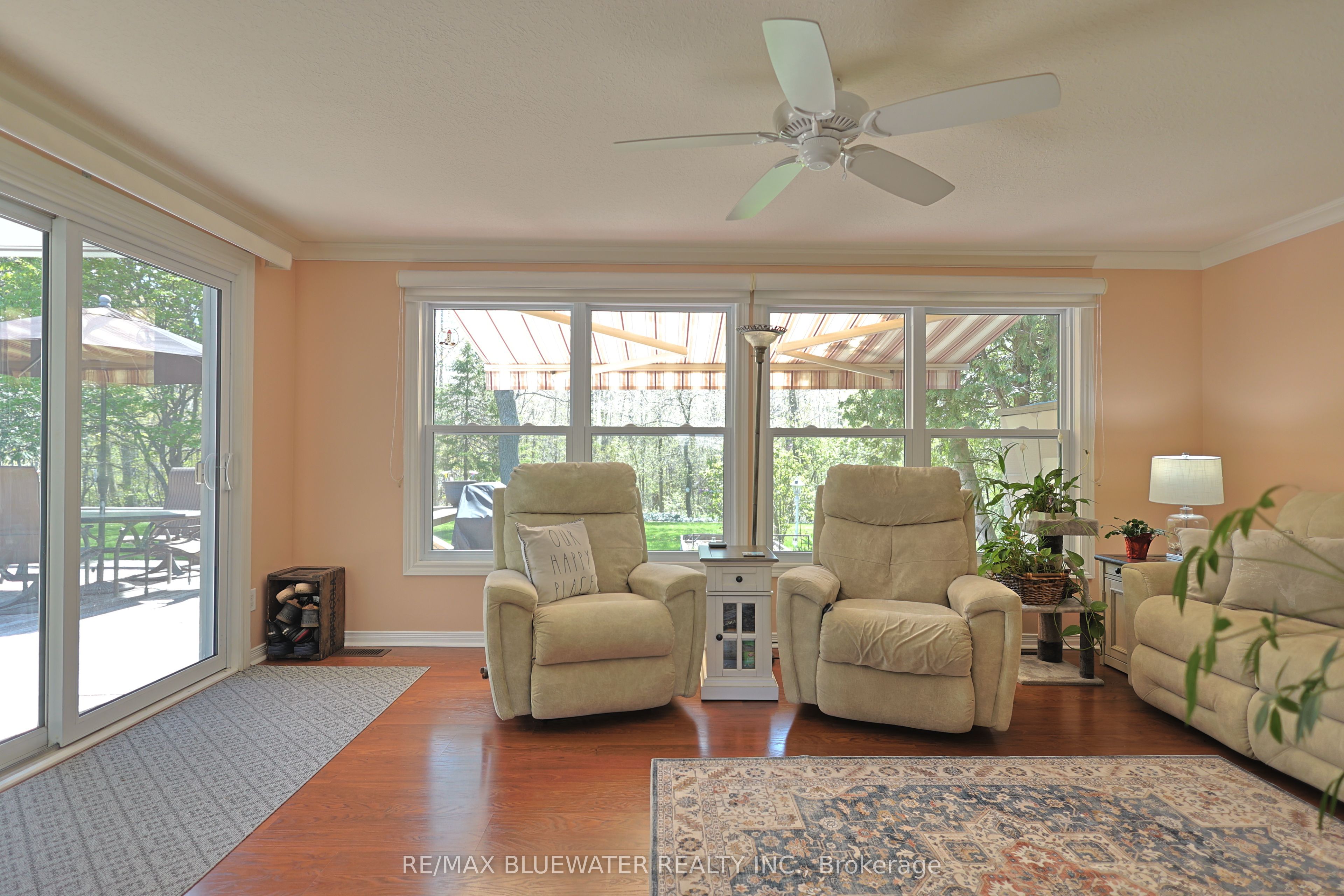 350 Shannon Boulevard Property Photo 25