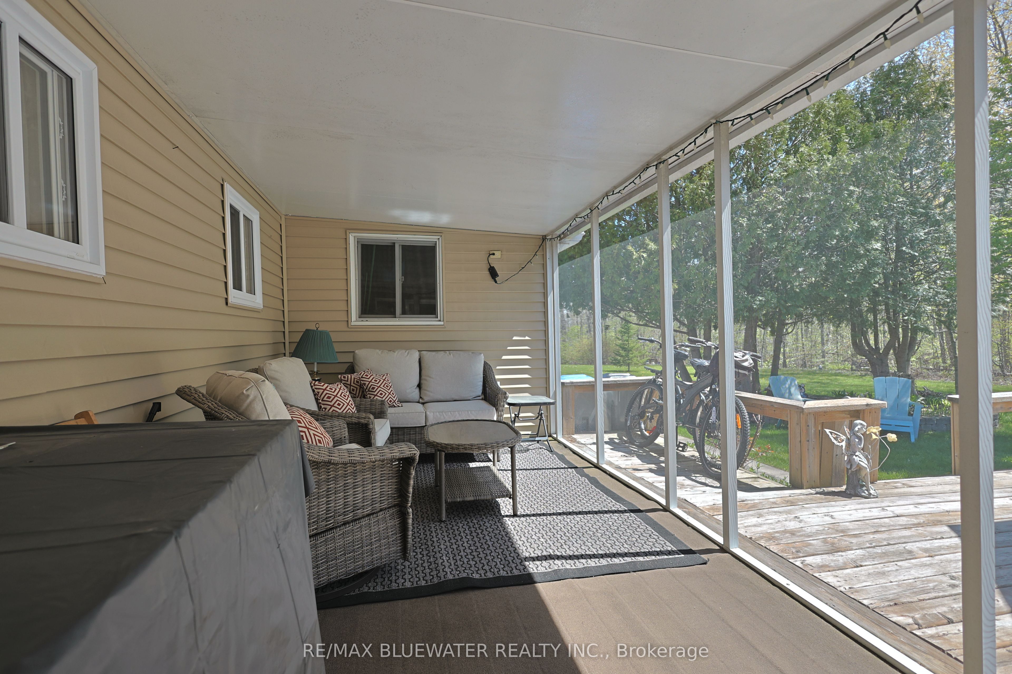 350 Shannon Boulevard Property Photo 37