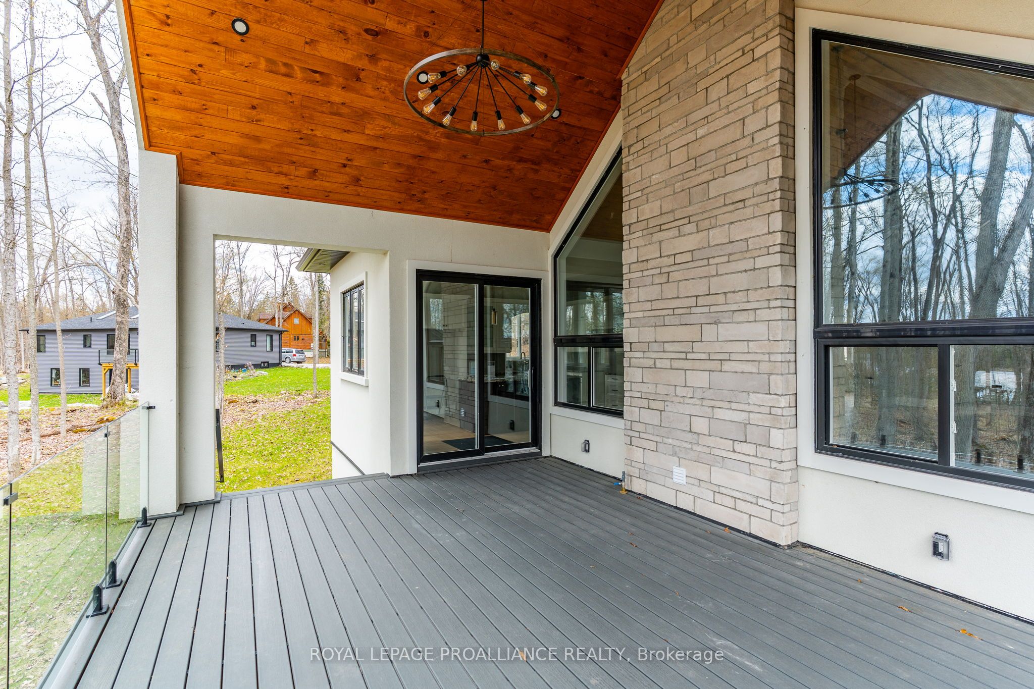 160 Sumcot Drive Property Photo 35