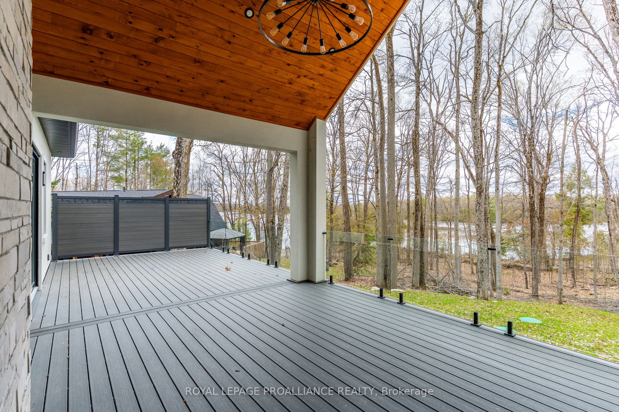 160 Sumcot Drive Property Photo 37