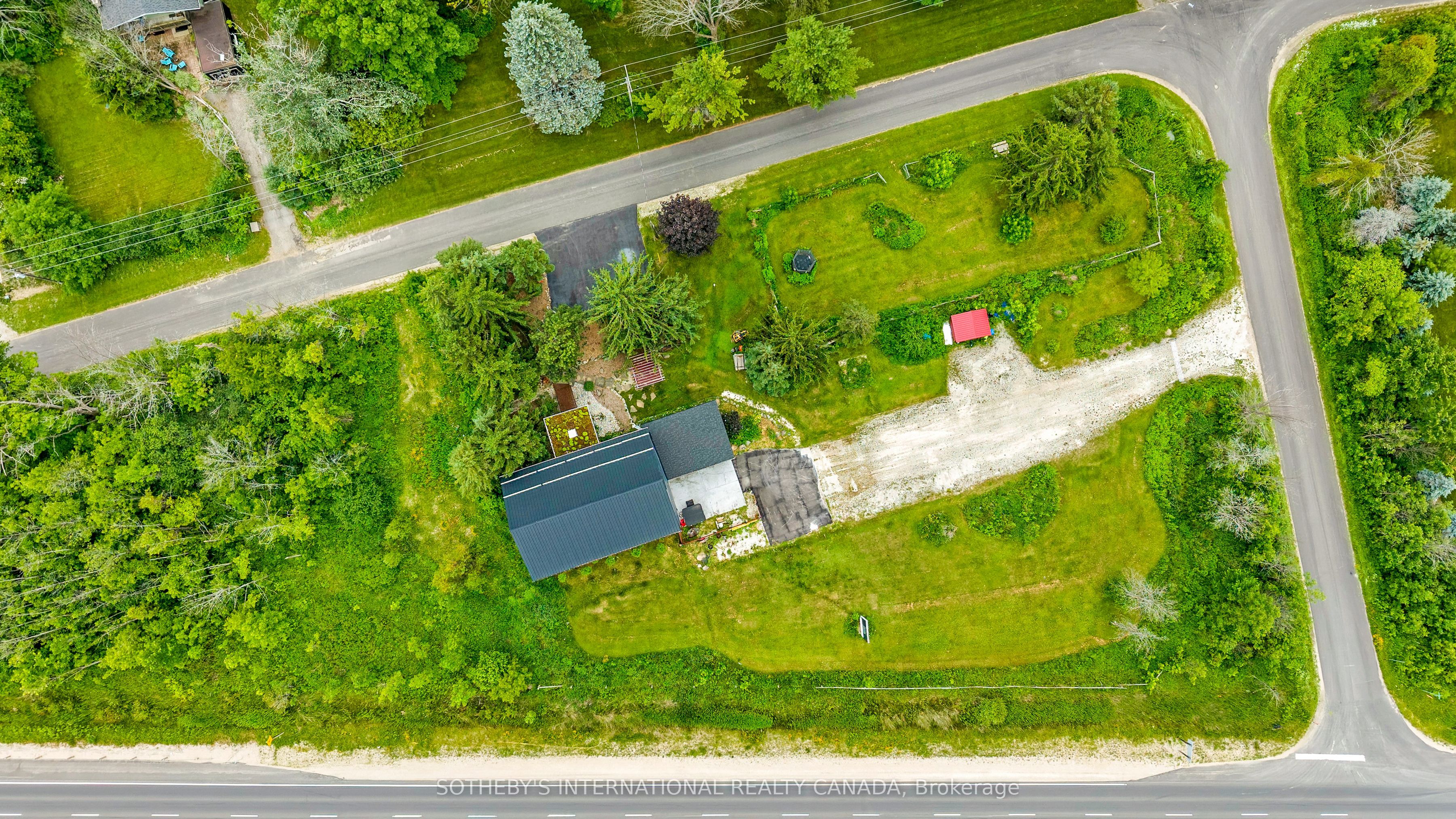 121 Old Highway 26 Property Photo 47
