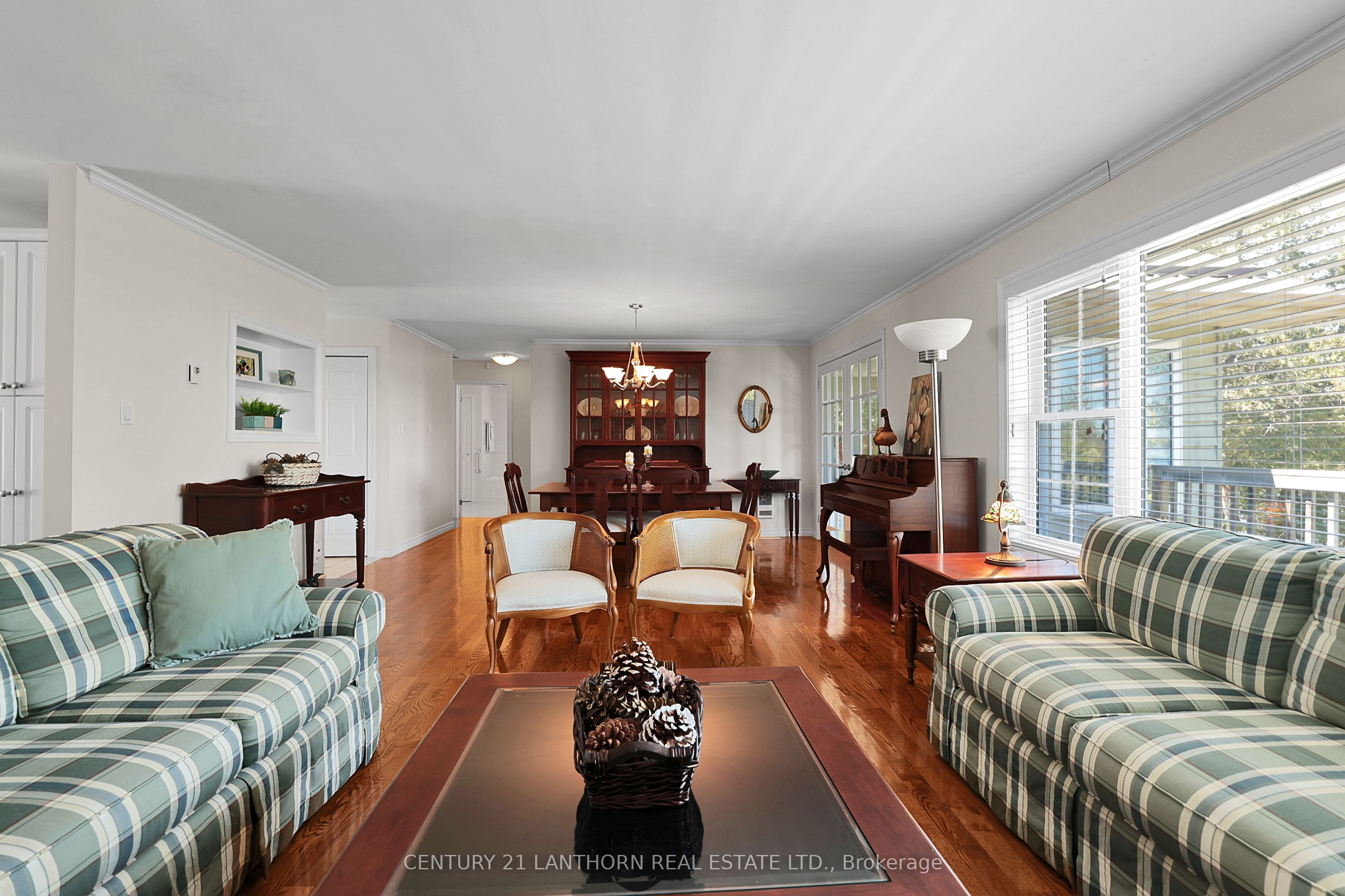 251 High Shore Road Property Photo 22