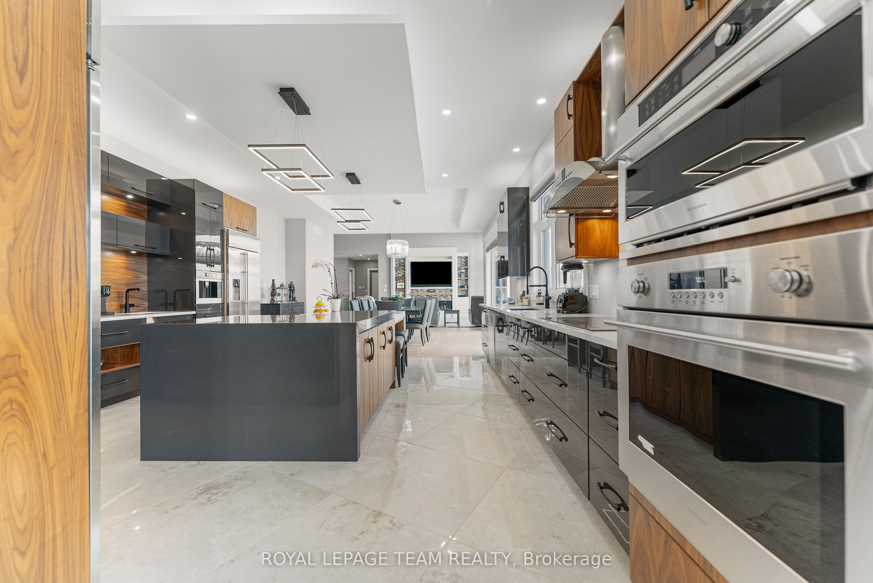 231 Finnerty Road Property Photo 19