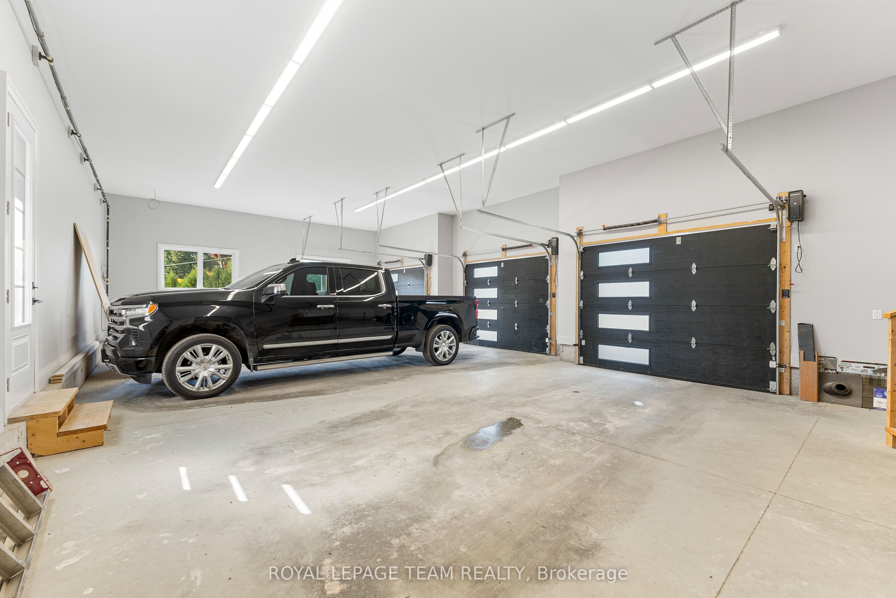 231 Finnerty Road Property Photo 42