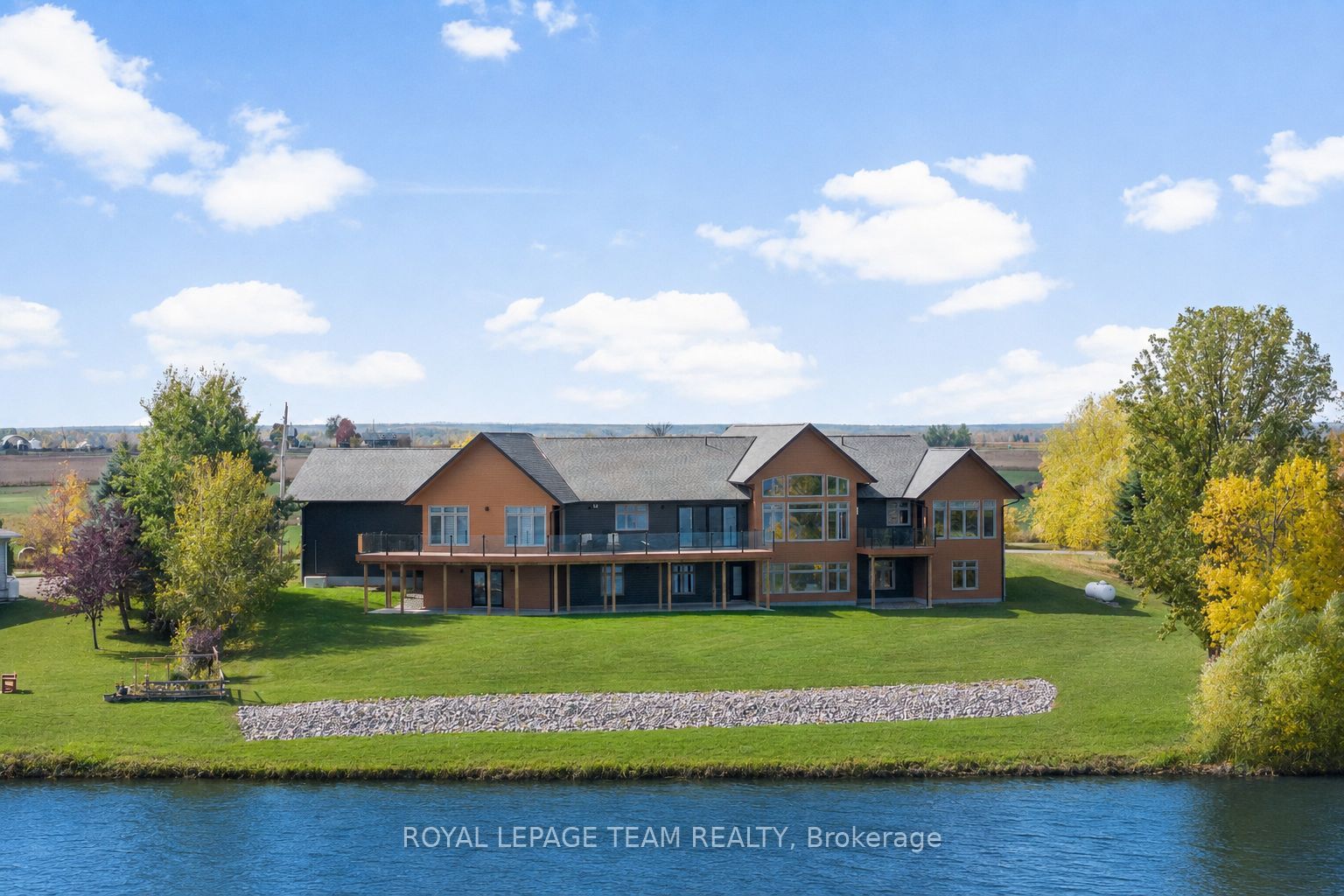 231 Finnerty Road Property Photo 43
