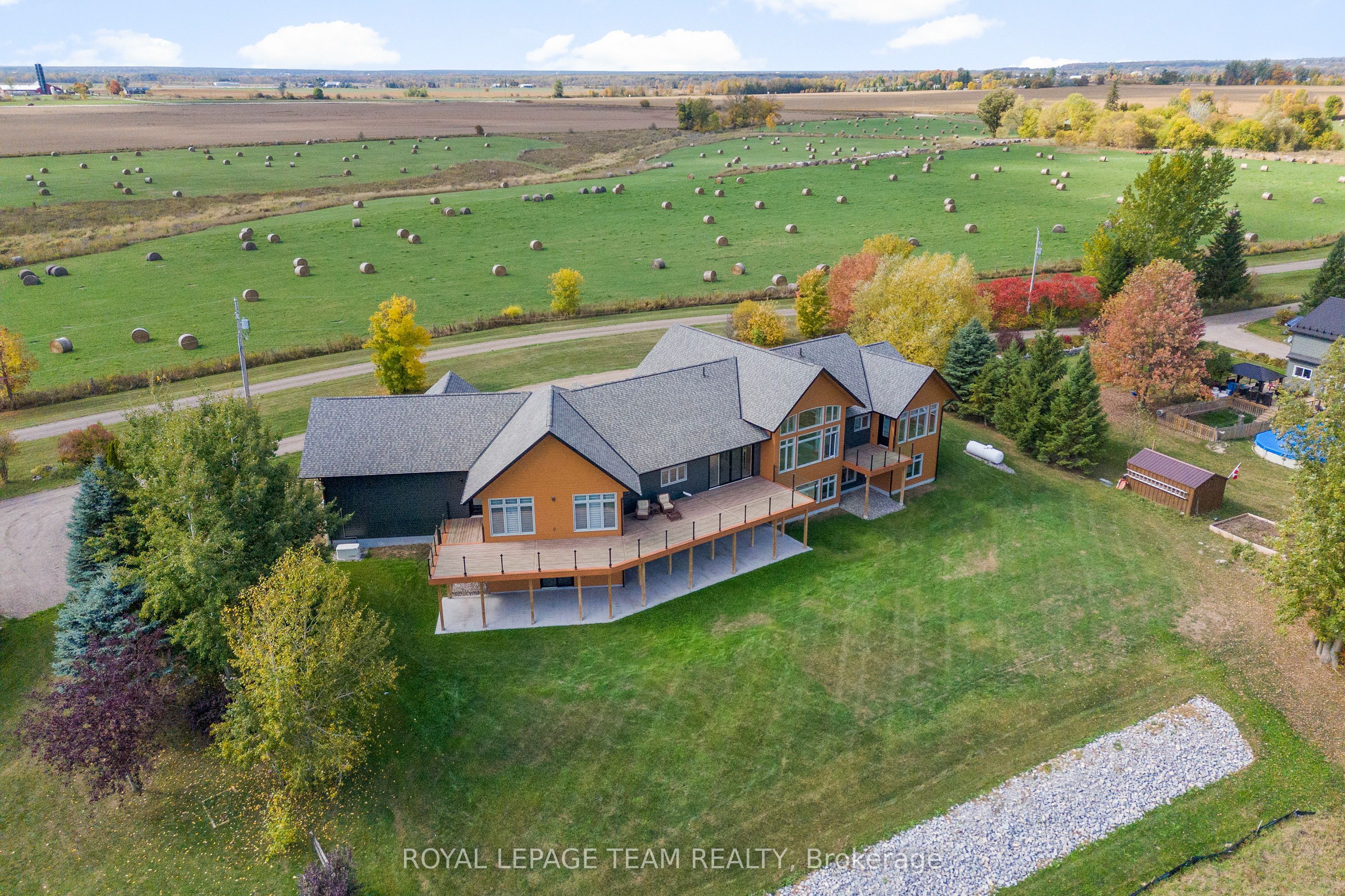 231 Finnerty Road Property Photo 44