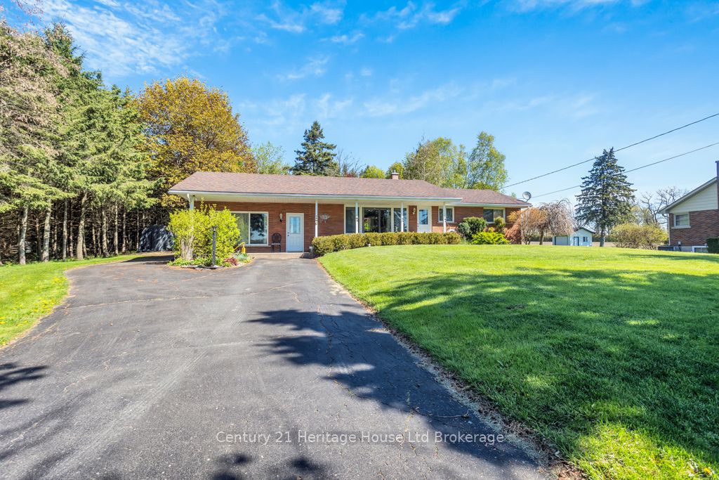 164575 Kellett Road Property Photo 1