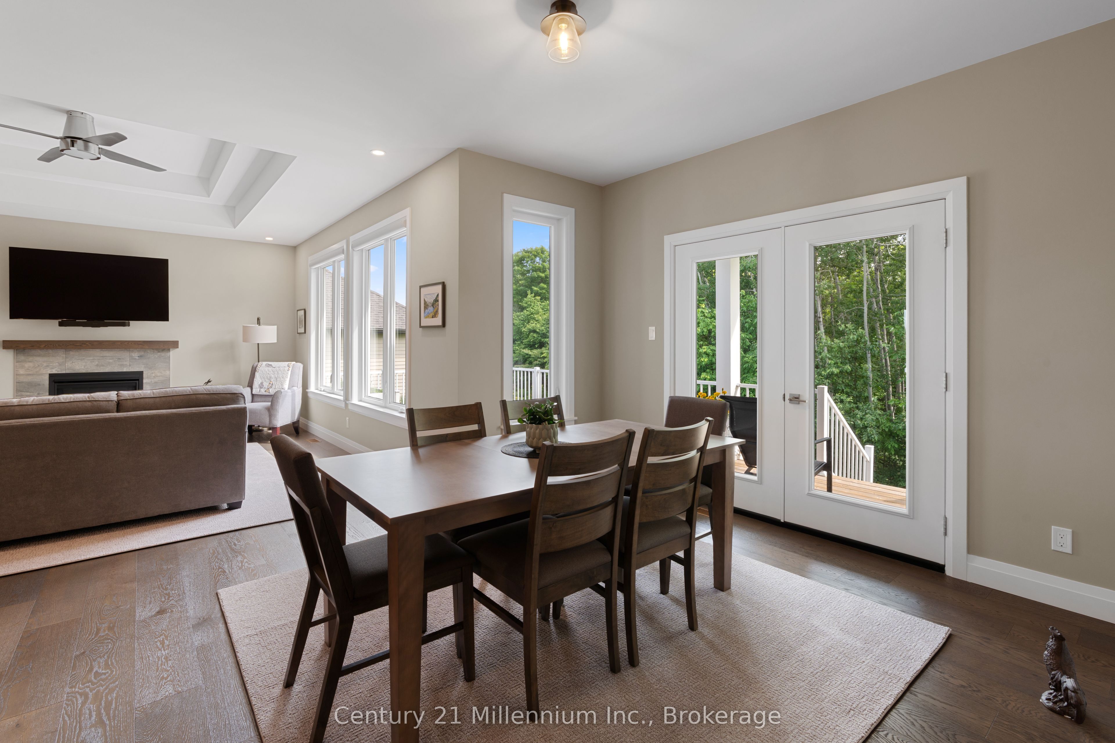 401 Algoma Crescent Property Photo 23