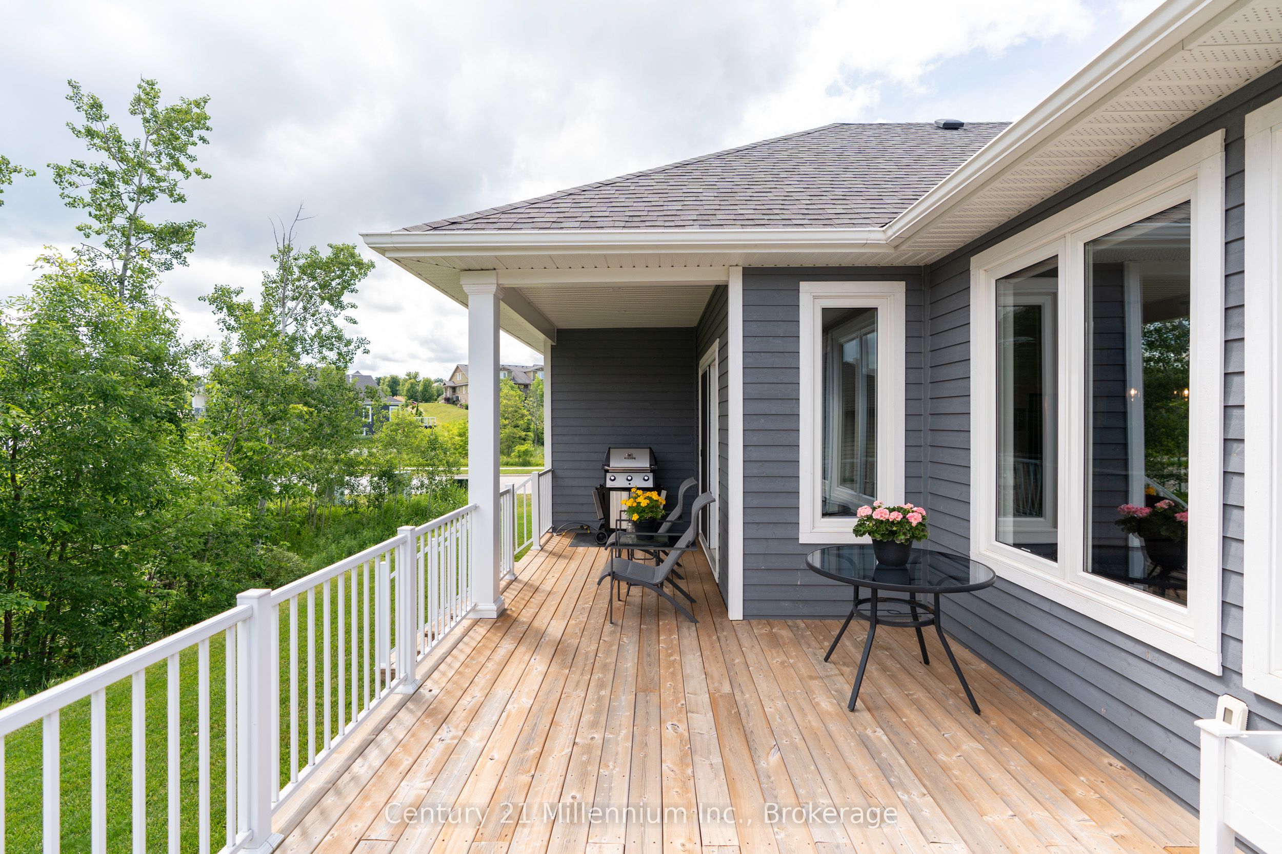 401 Algoma Crescent Property Photo 41