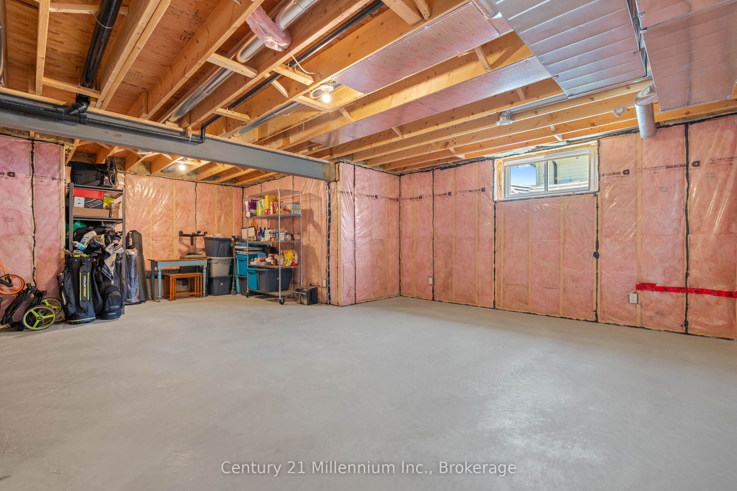401 Algoma Crescent Property Photo 48