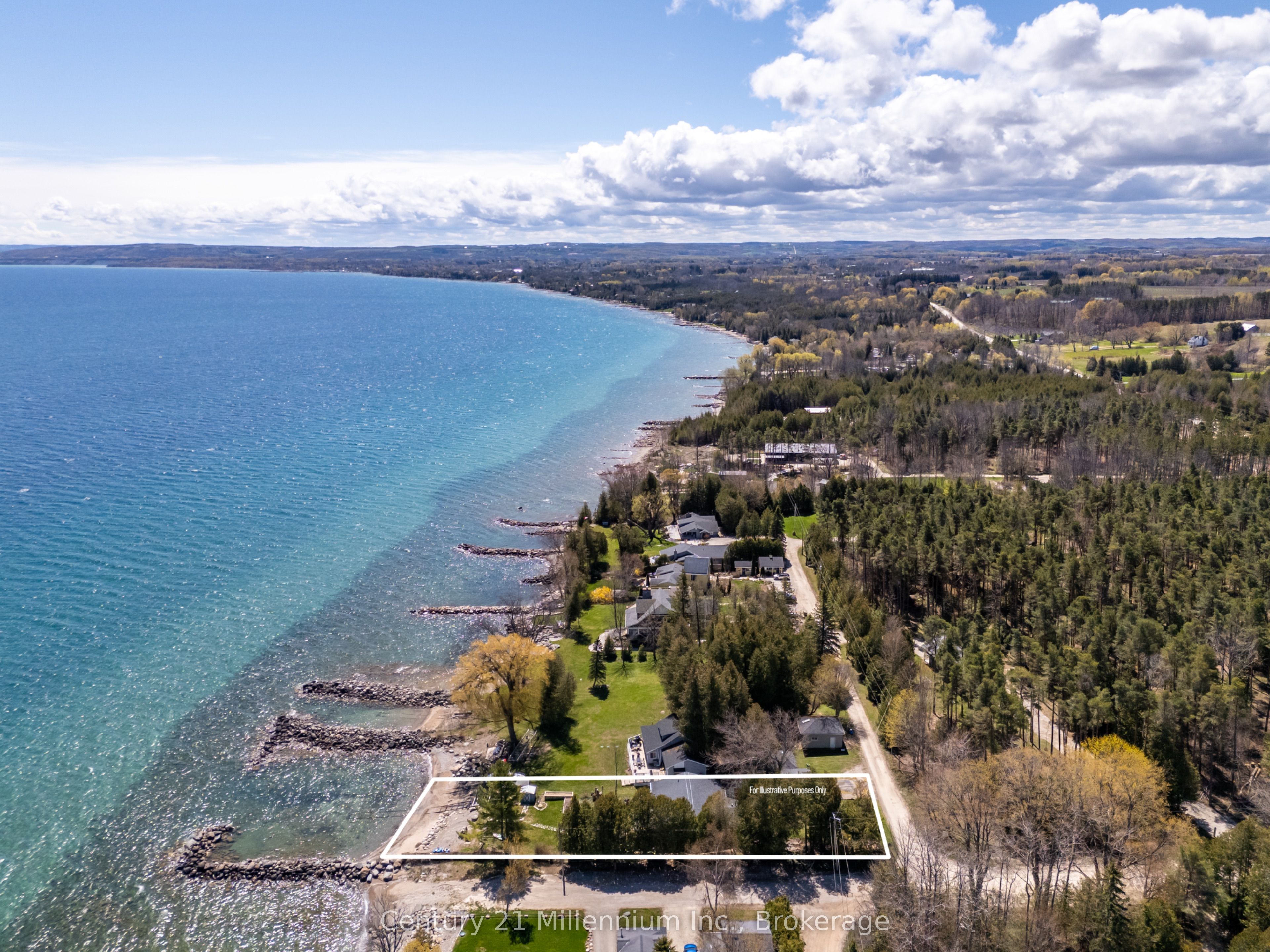 117 Kiowana Beach Road Property Photo 1