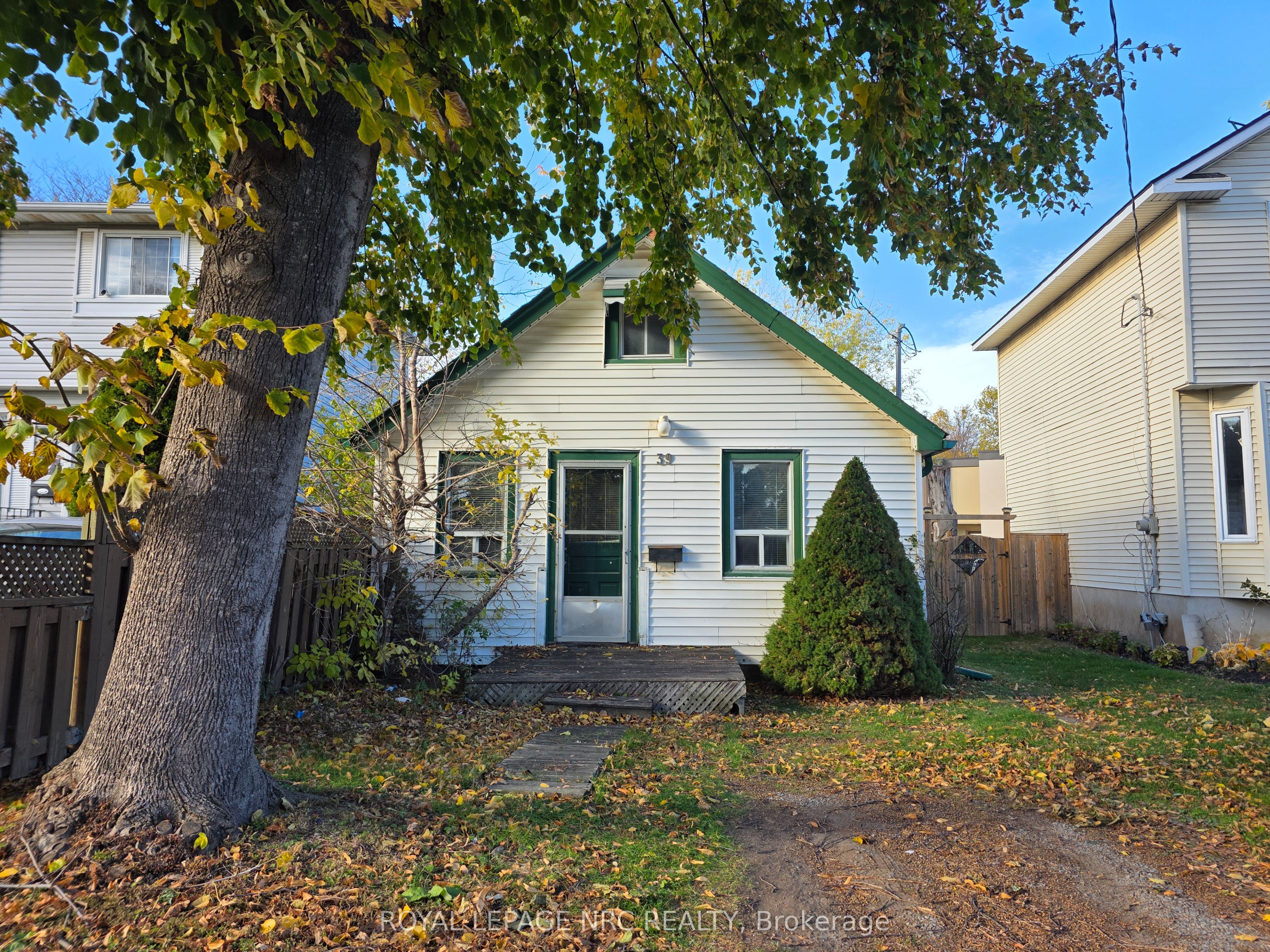 39 Manchester Avenue Property Photo 1