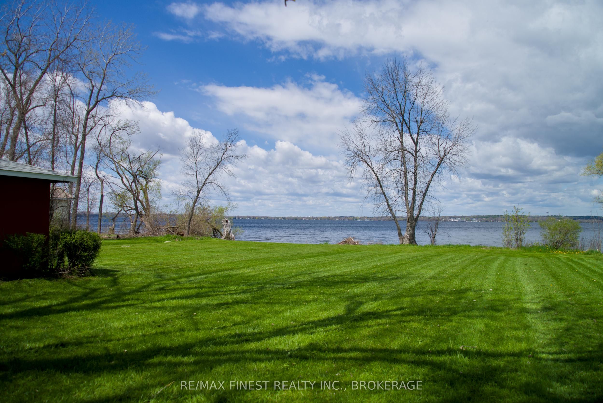 9300 Front Road Property Photo 17