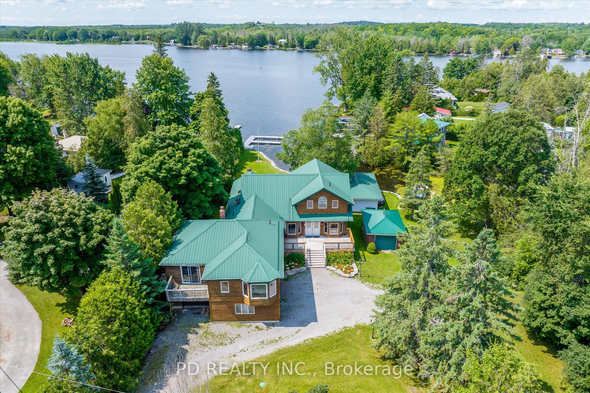 48 Sturgeon Glen Road Property Photo 4