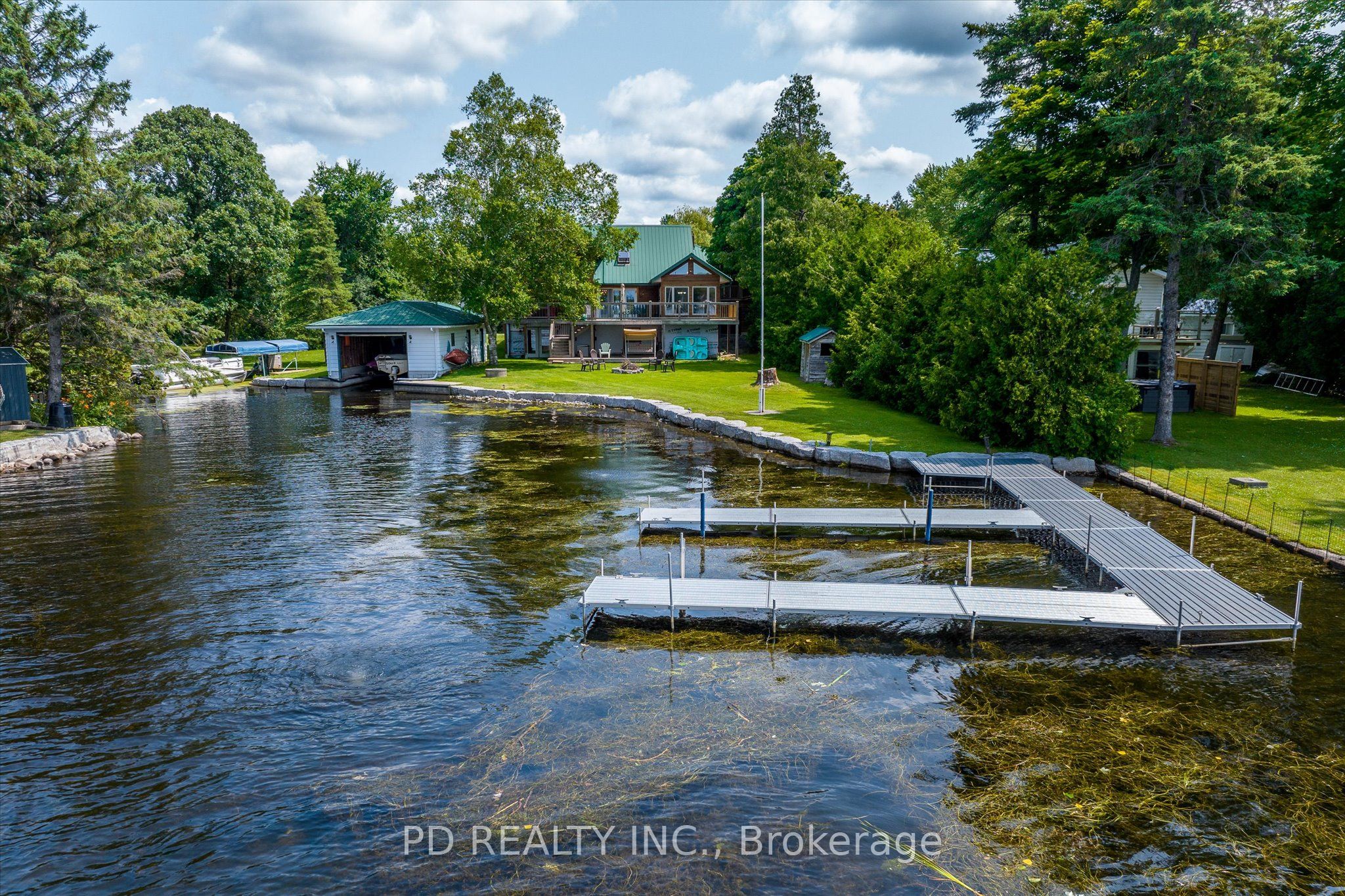 48 Sturgeon Glen Road Property Photo 10