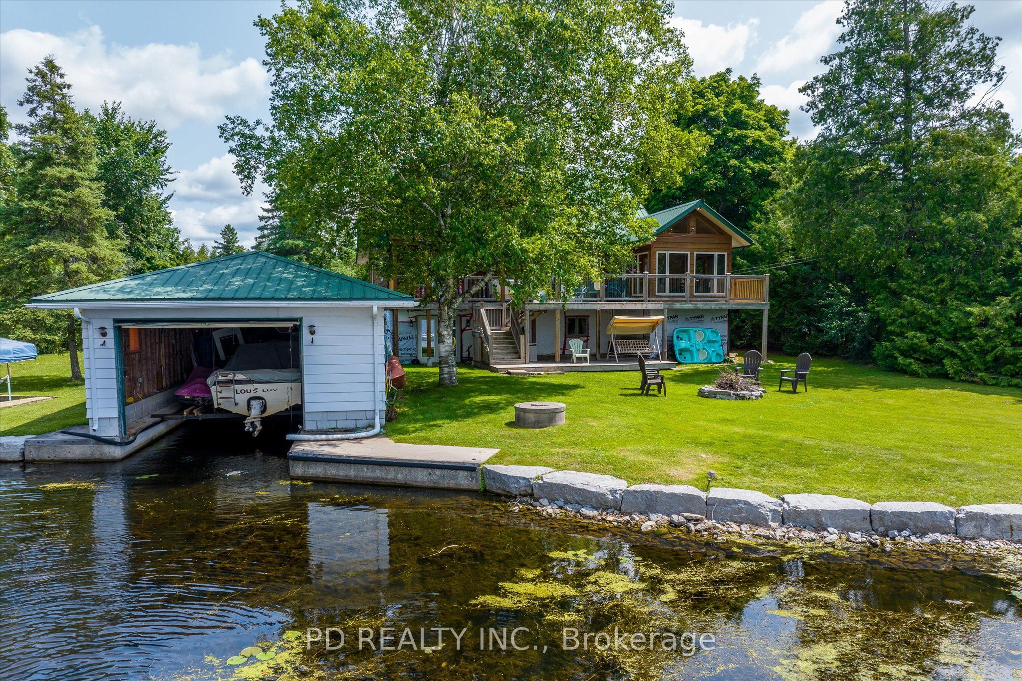 48 Sturgeon Glen Road Property Photo 11