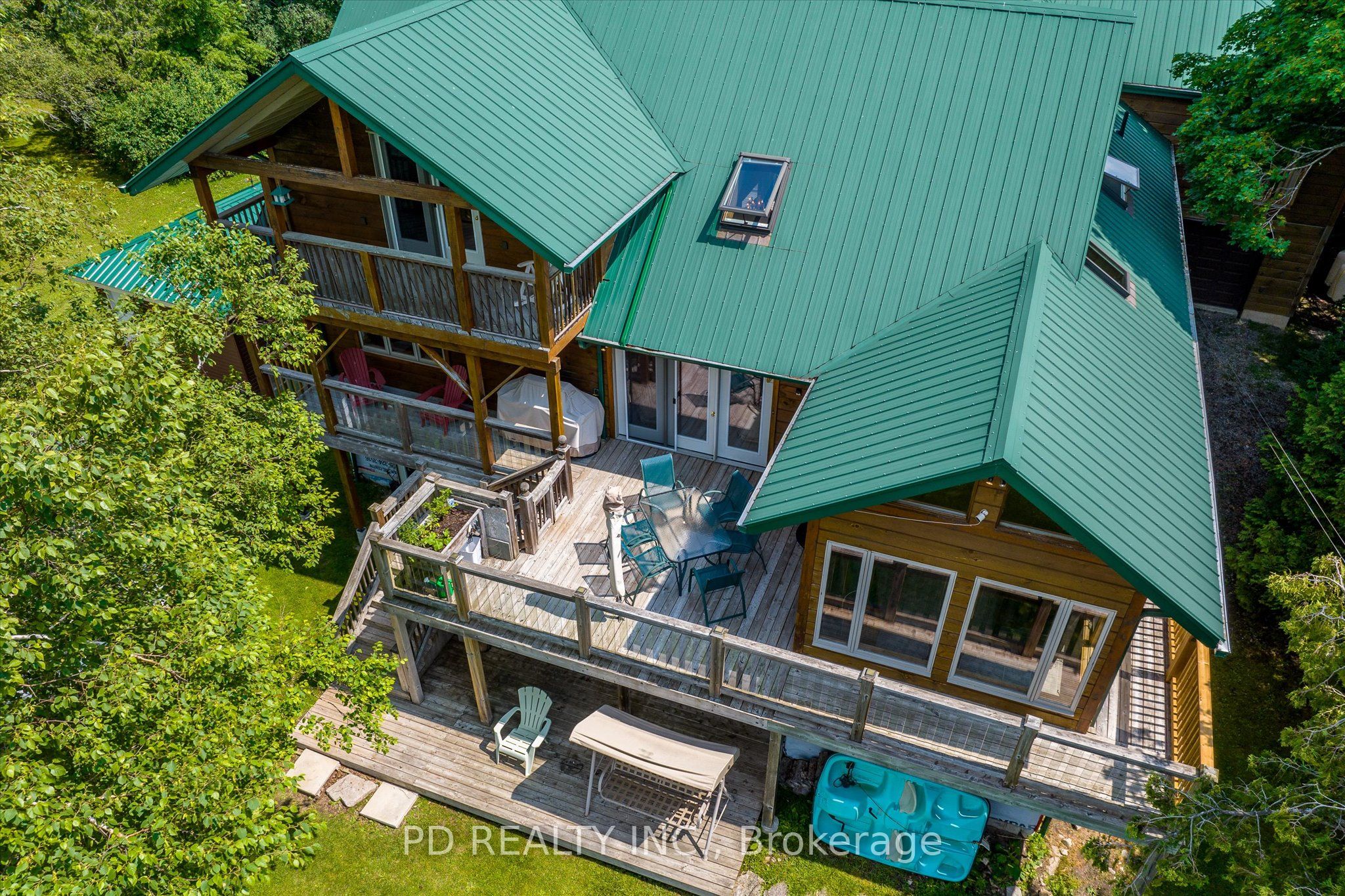 48 Sturgeon Glen Road Property Photo 13