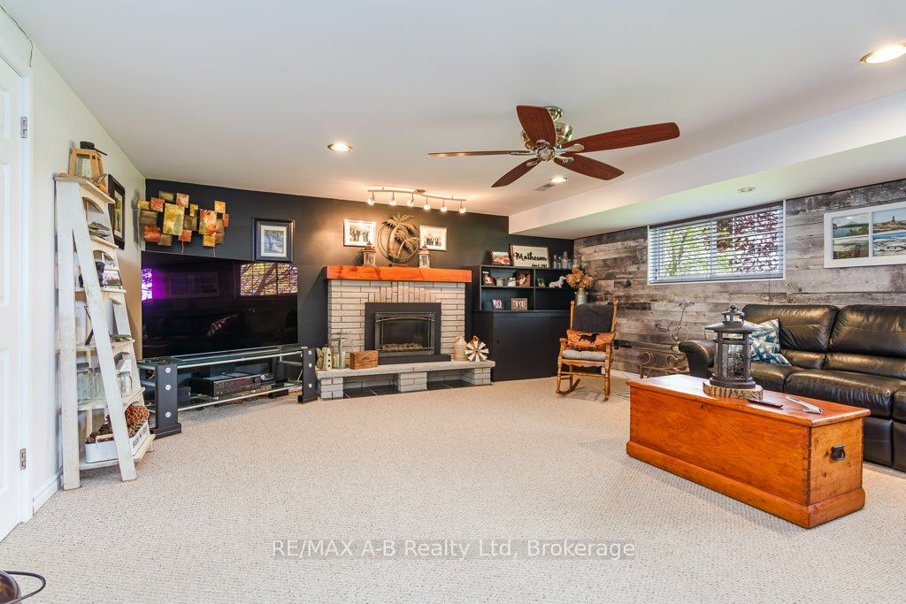 4555 Perth Line 20 Road Property Photo 5