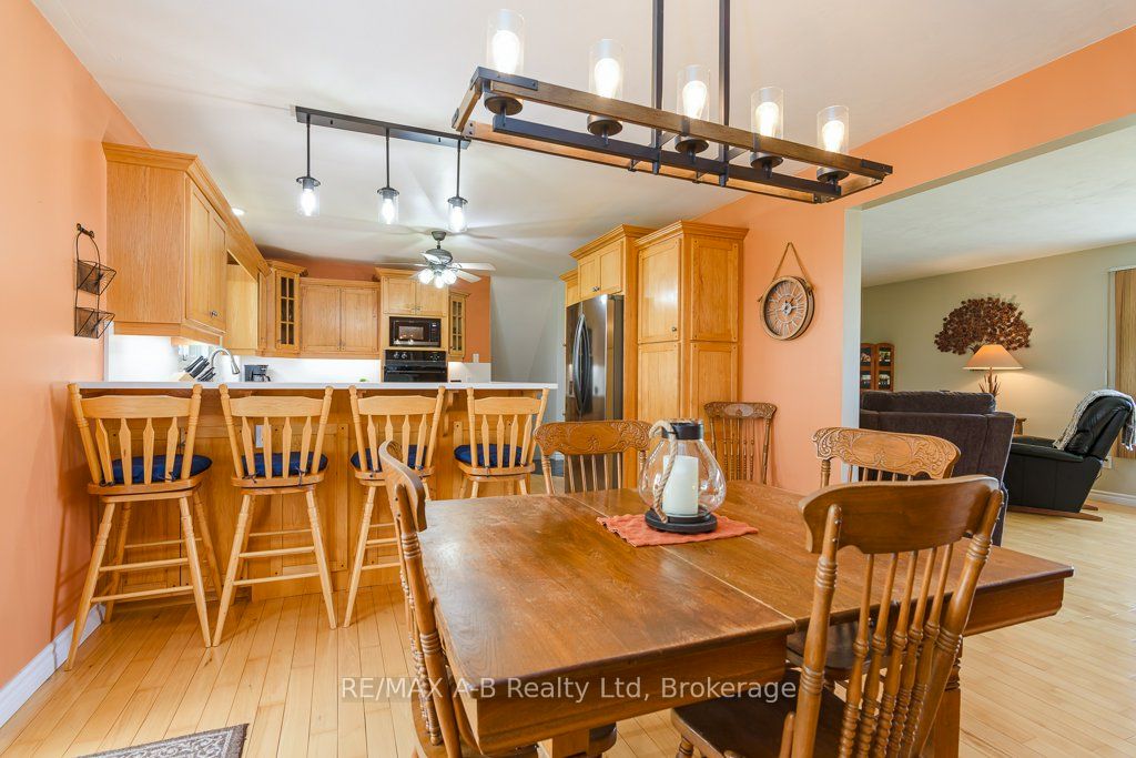 4555 Perth Line 20 Road Property Photo 23
