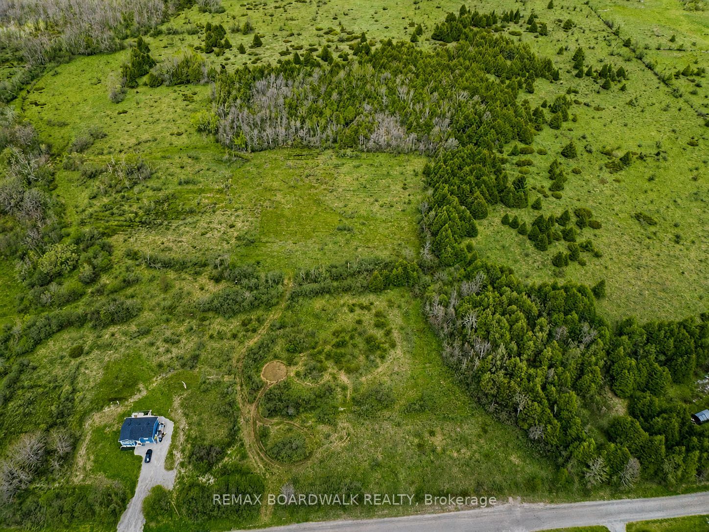 716 William Campbell Road Property Photo 3