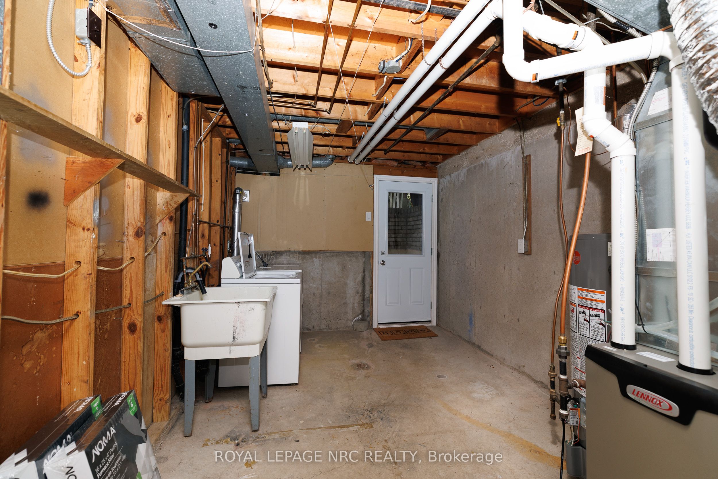 8 Kerwin Gate Property Photo 4