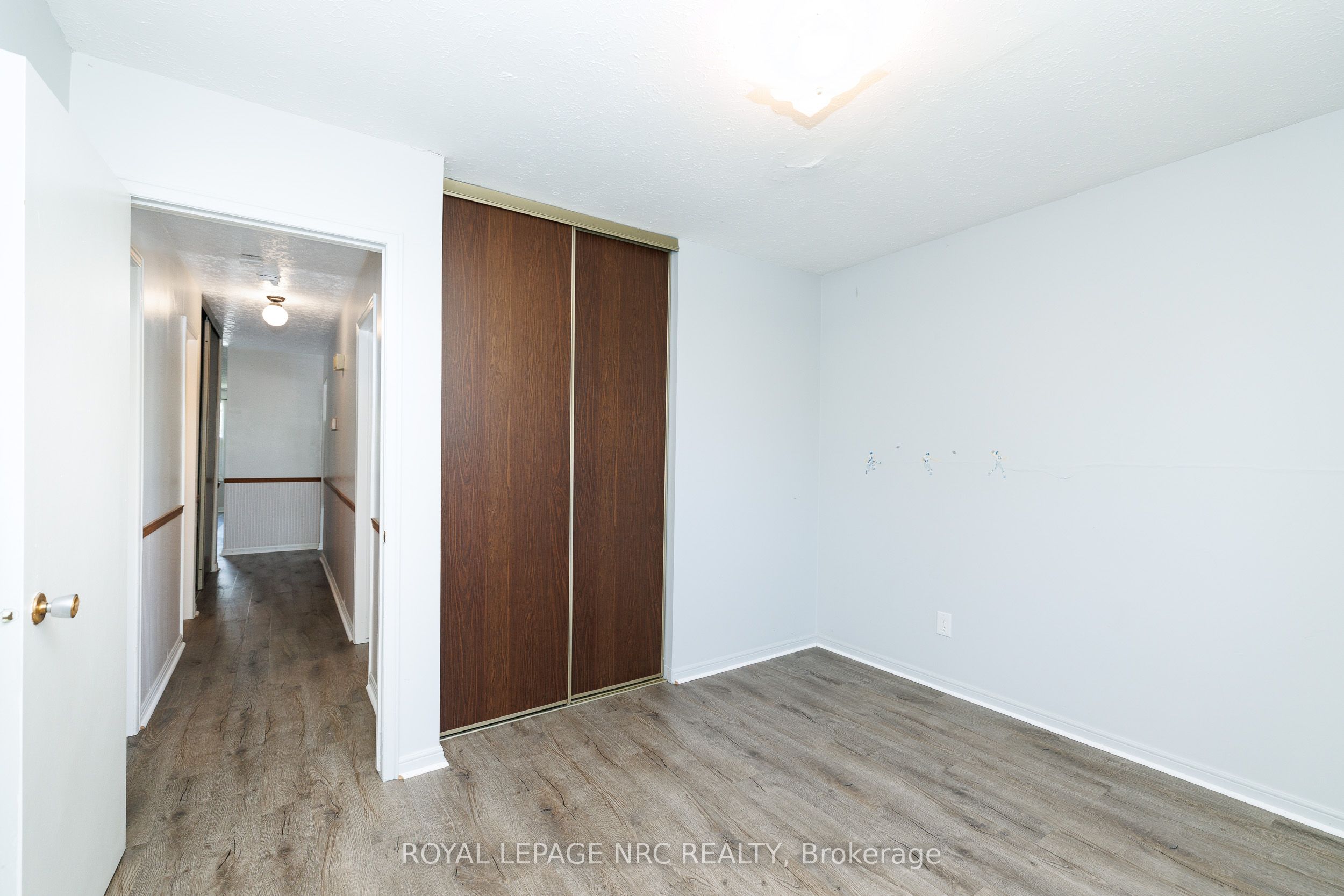 8 Kerwin Gate Property Photo 16