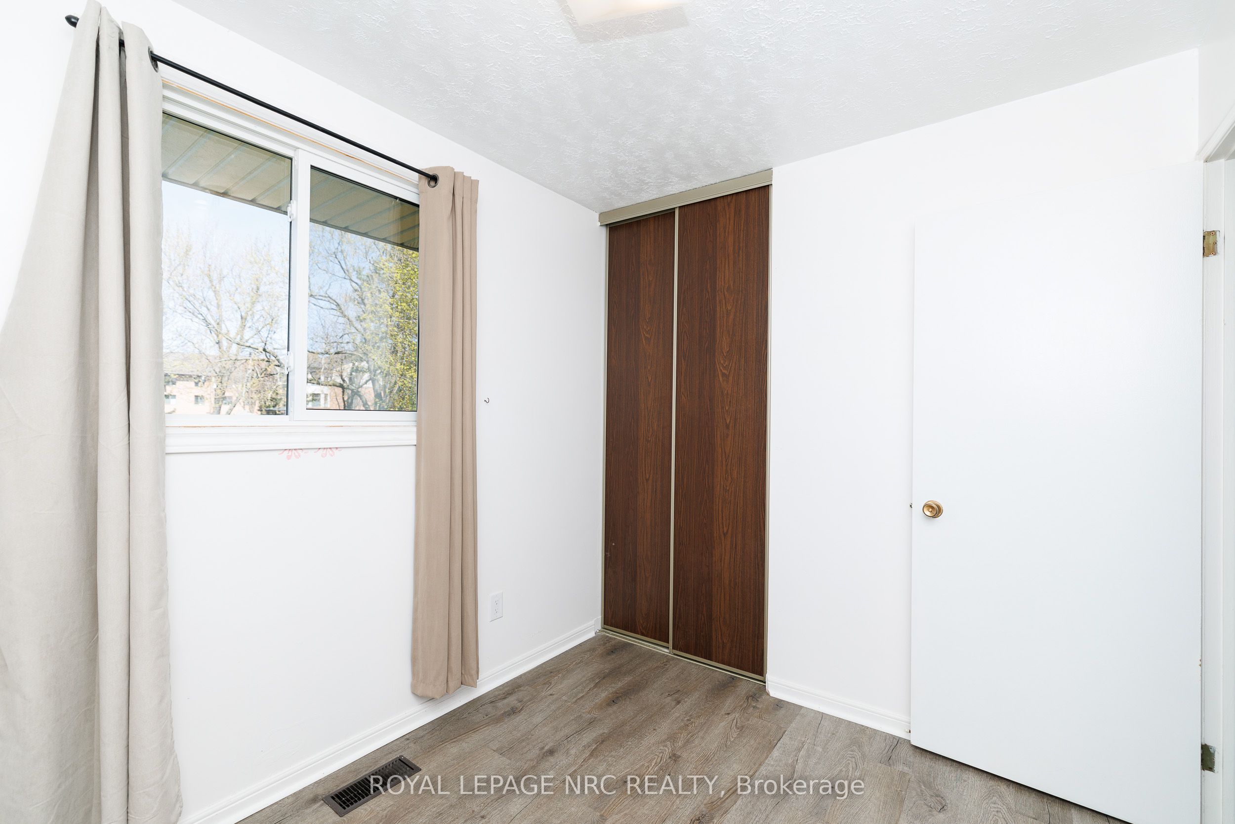 8 Kerwin Gate Property Photo 18