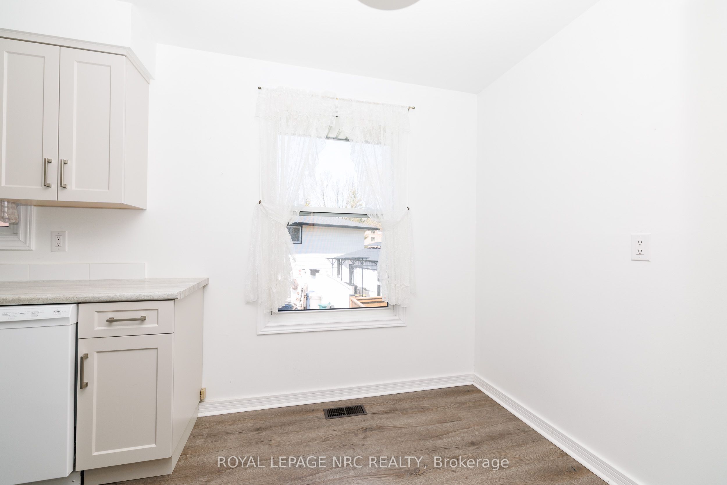 8 Kerwin Gate Property Photo 22