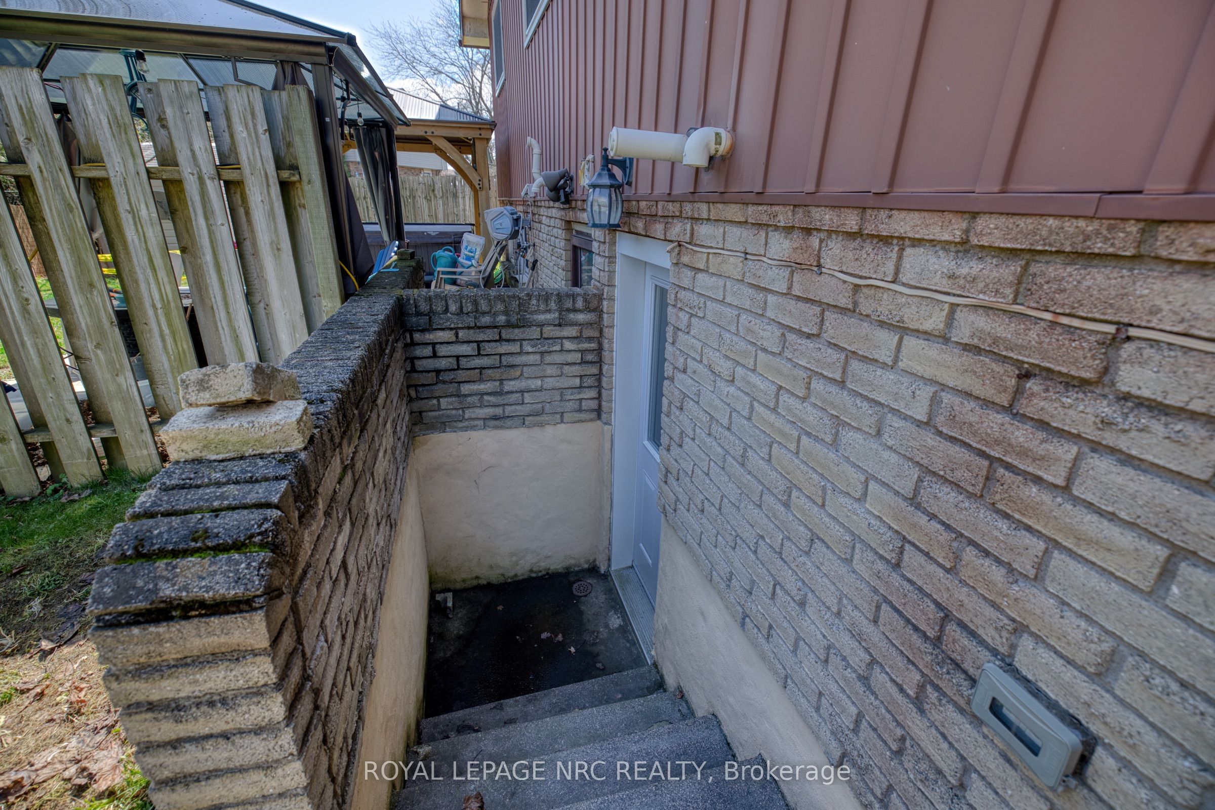 8 Kerwin Gate Property Photo 35