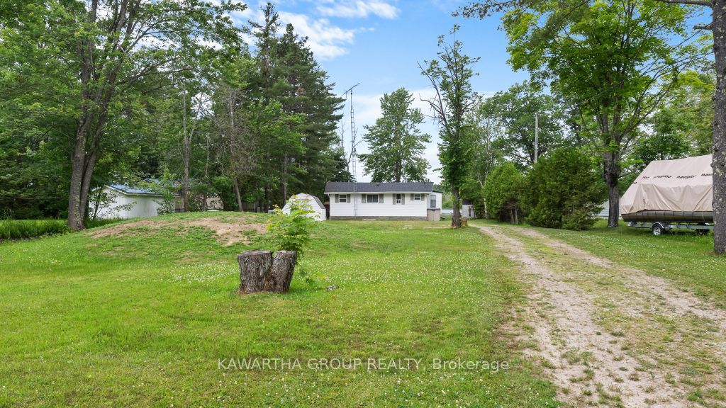 212 North Shore Road Property Photo 4