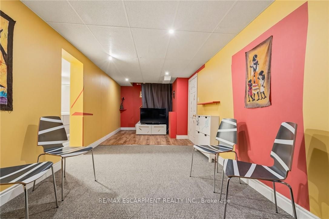 66 Skyline Drive Property Photo 34