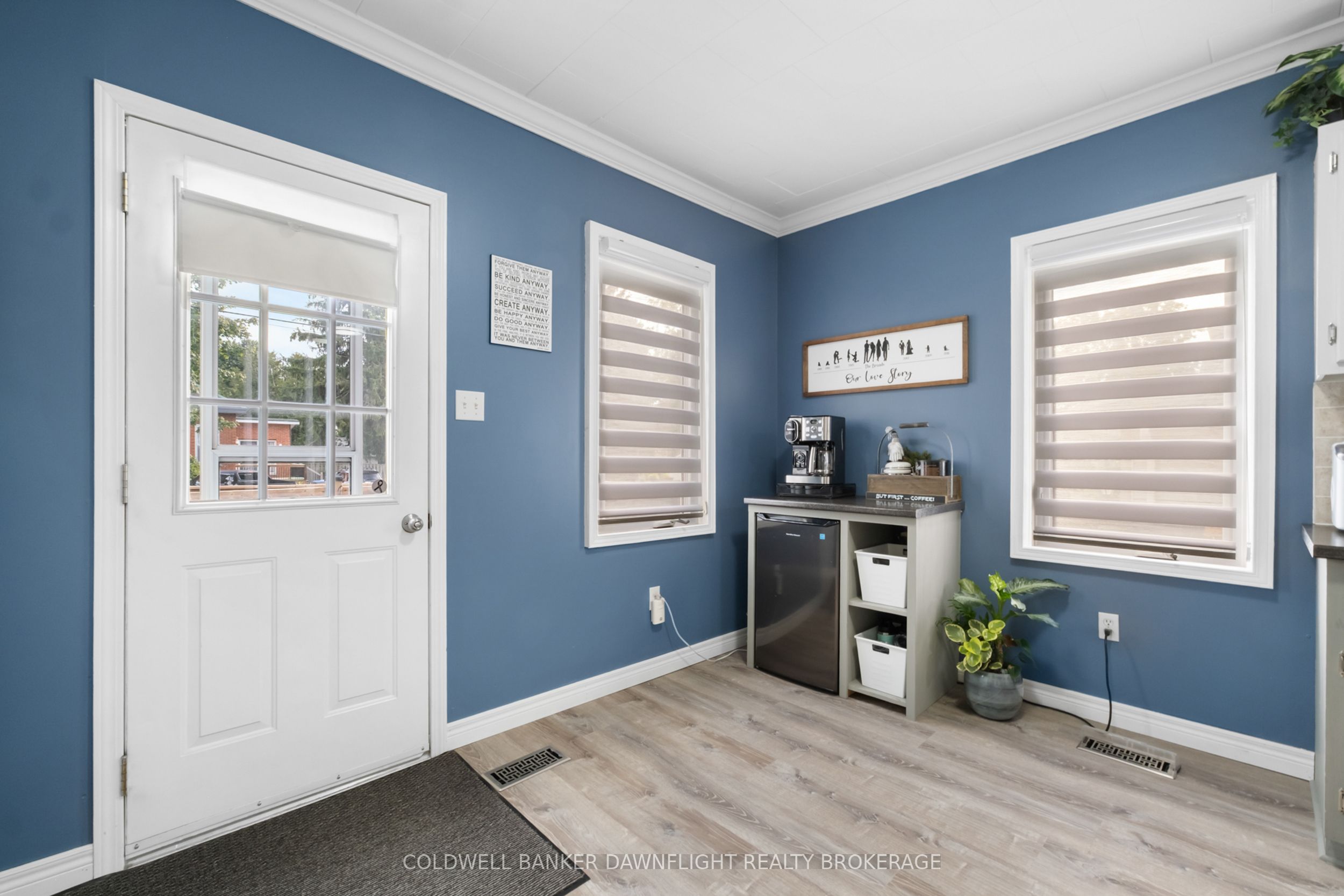 383 William Street Property Photo 12