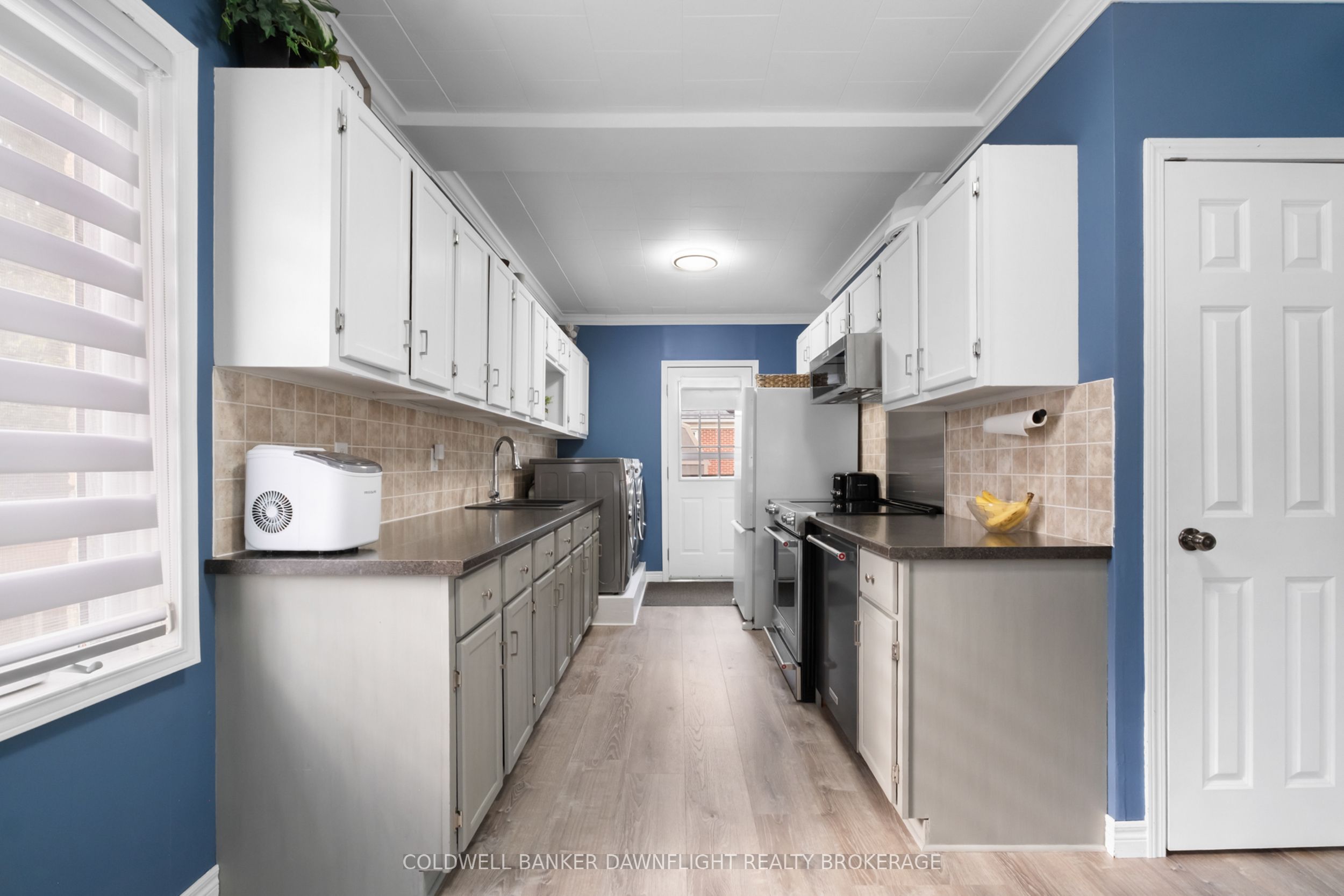 383 William Street Property Photo 13
