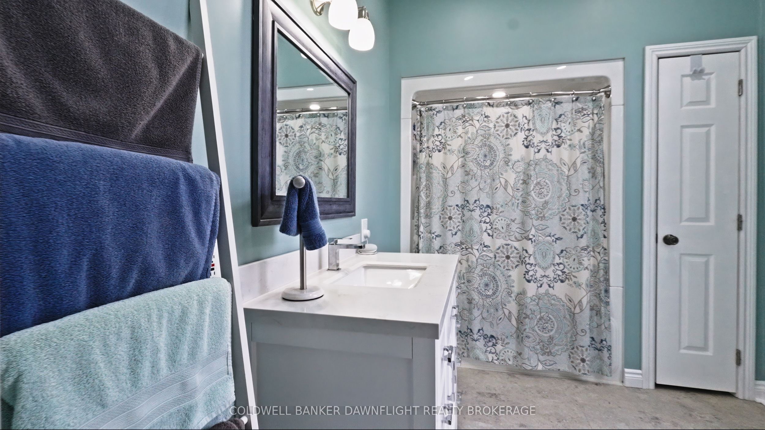 383 William Street Property Photo 17