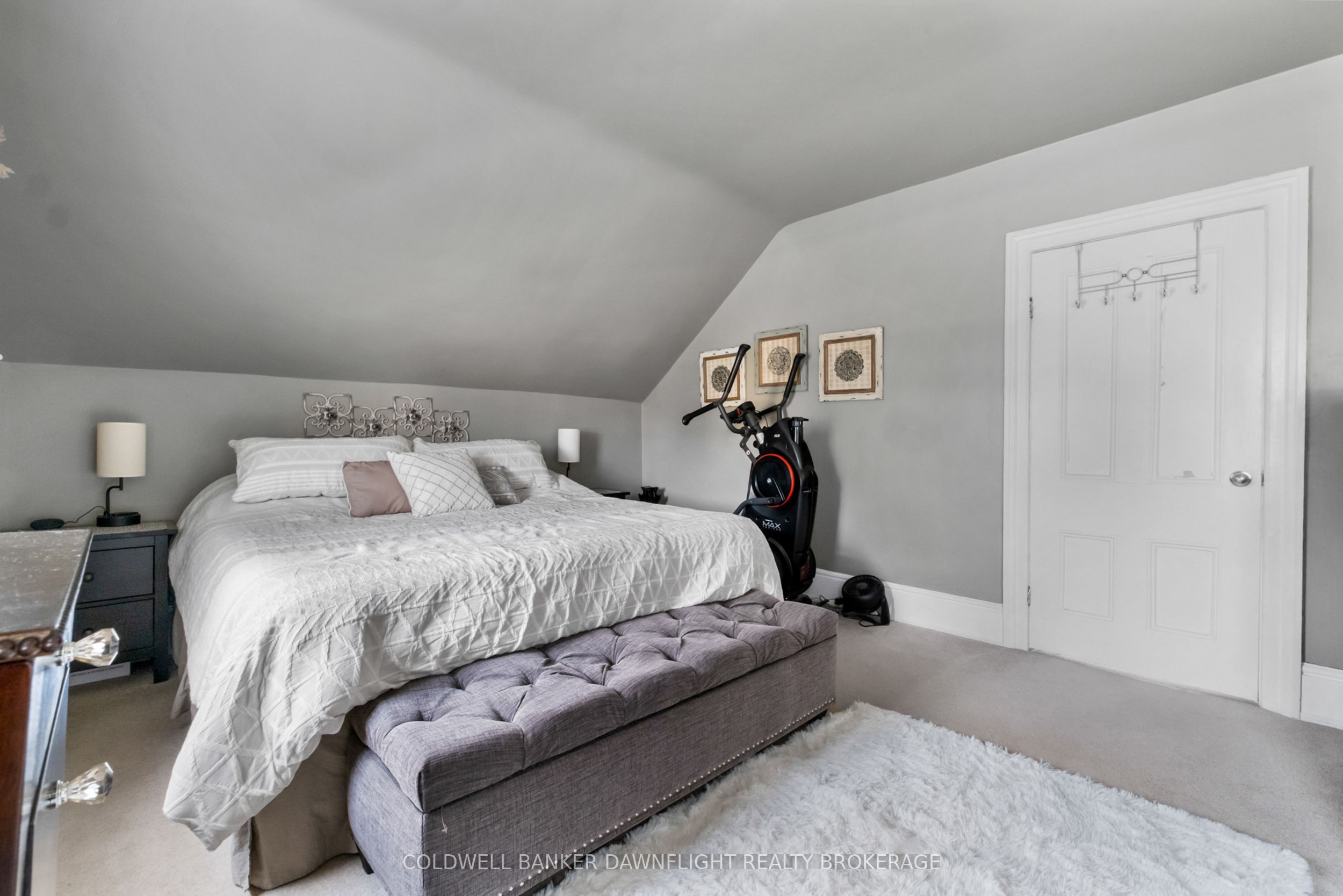 383 William Street Property Photo 19