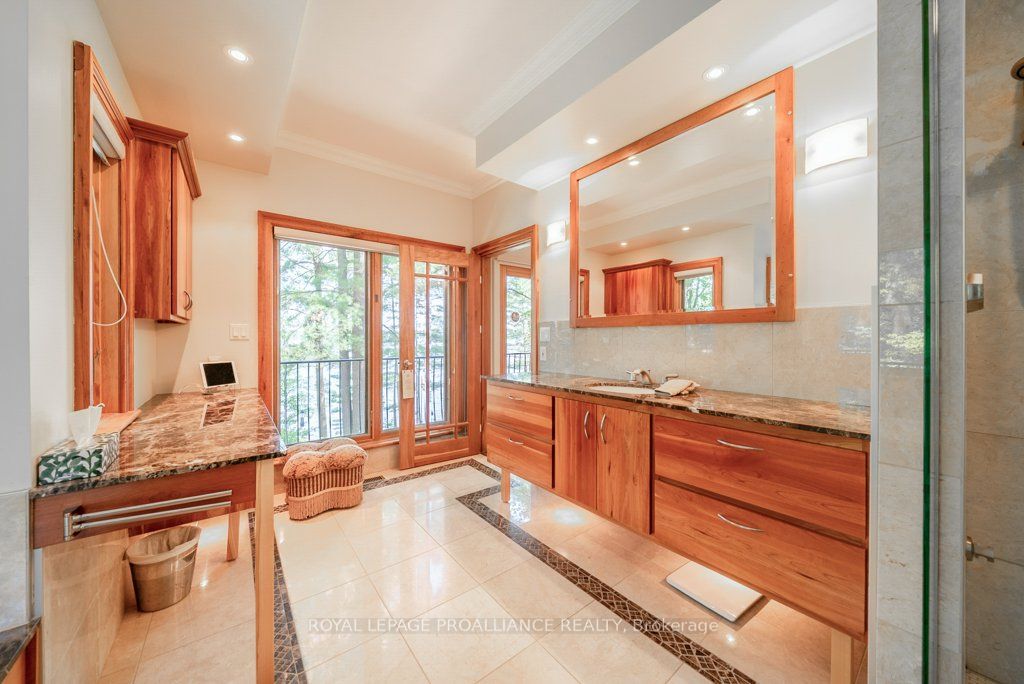 403 Henniger Road Property Photo 7