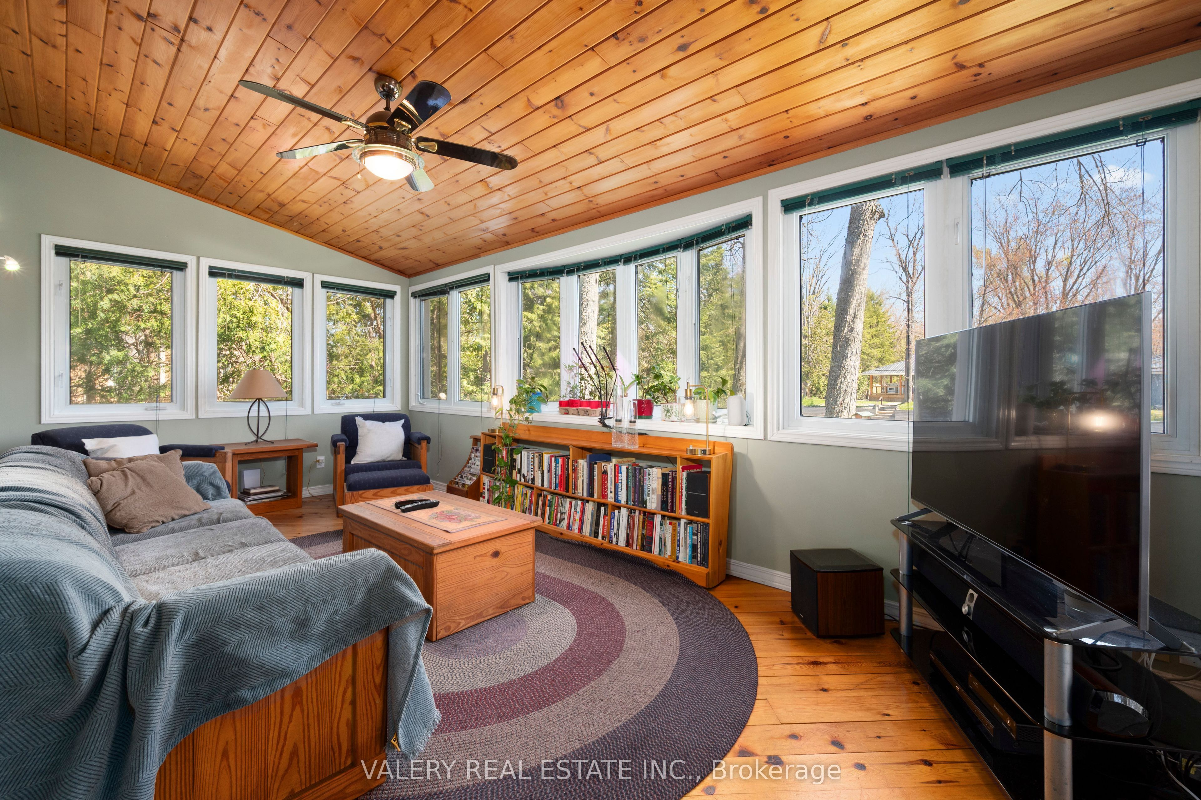 355 Southam Drive Property Photo 18