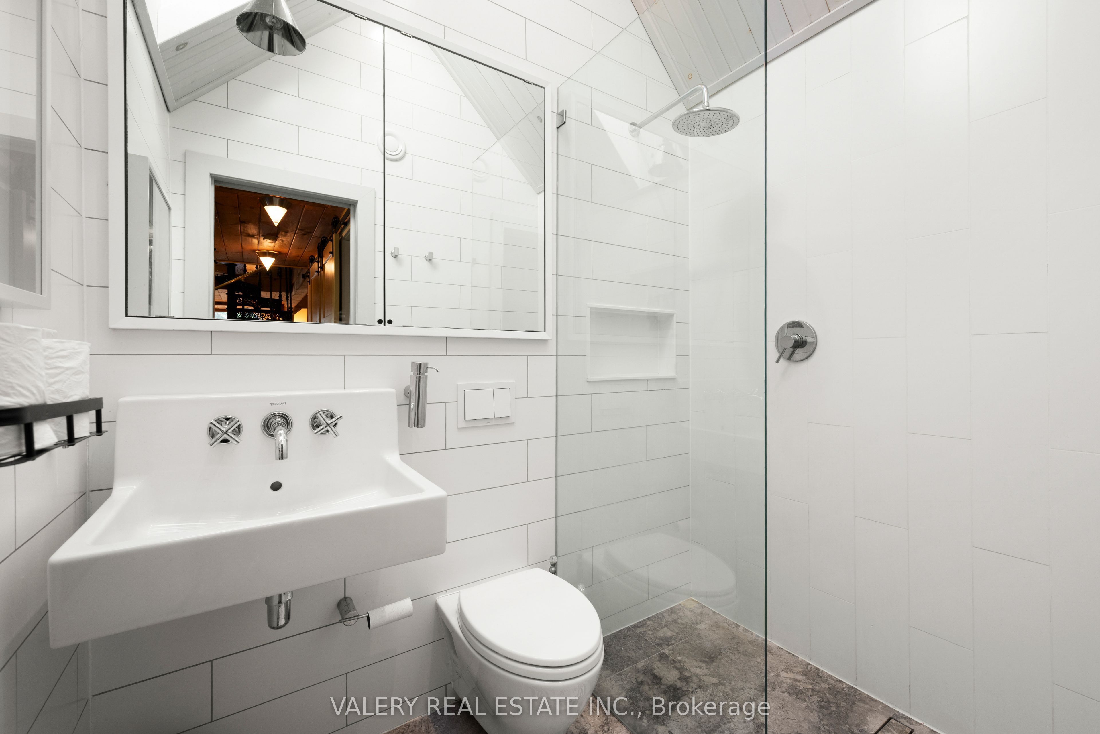 355 Southam Drive Property Photo 23