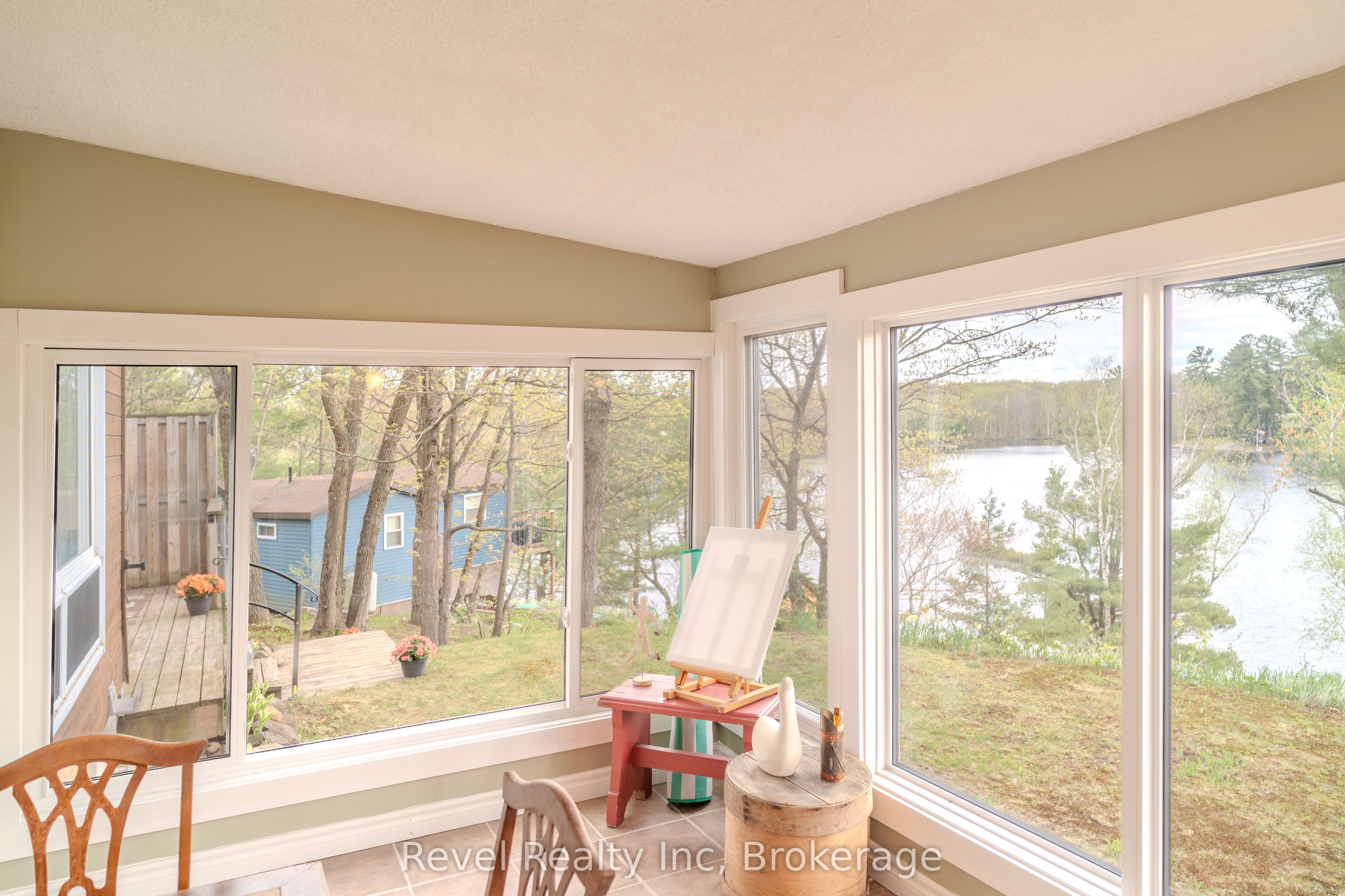 14 Swallow Road Property Photo 3