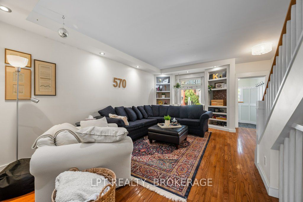 570 Frontenac Street Property Photo 6