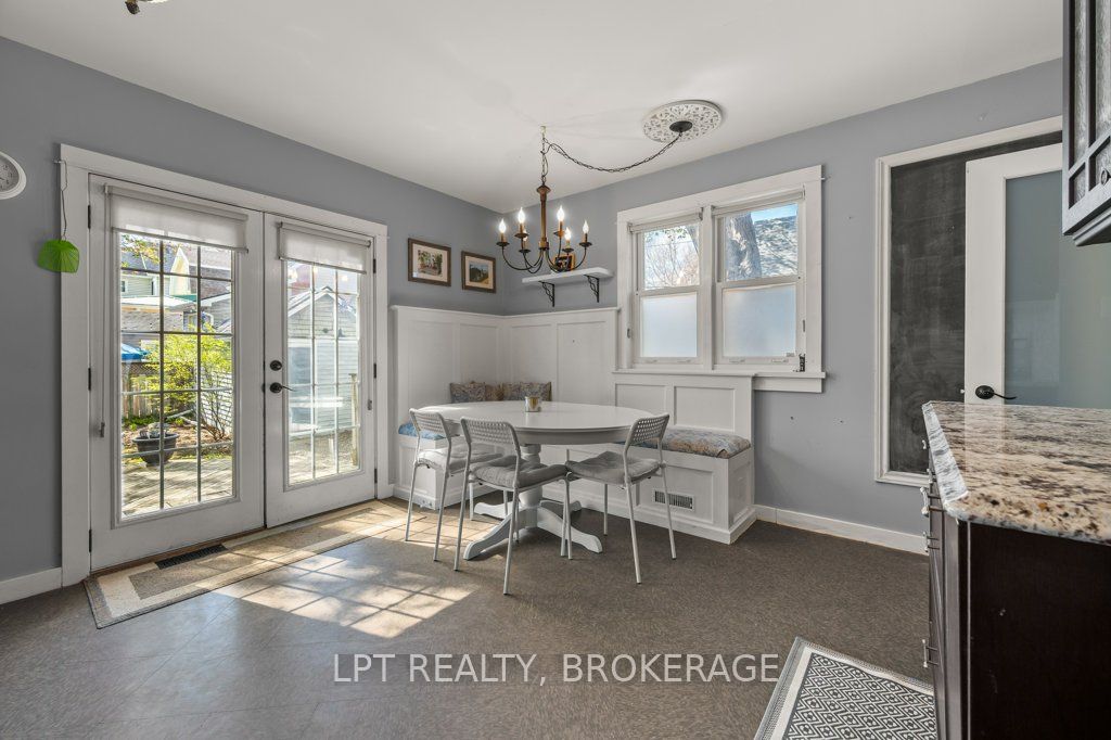 570 Frontenac Street Property Photo 12