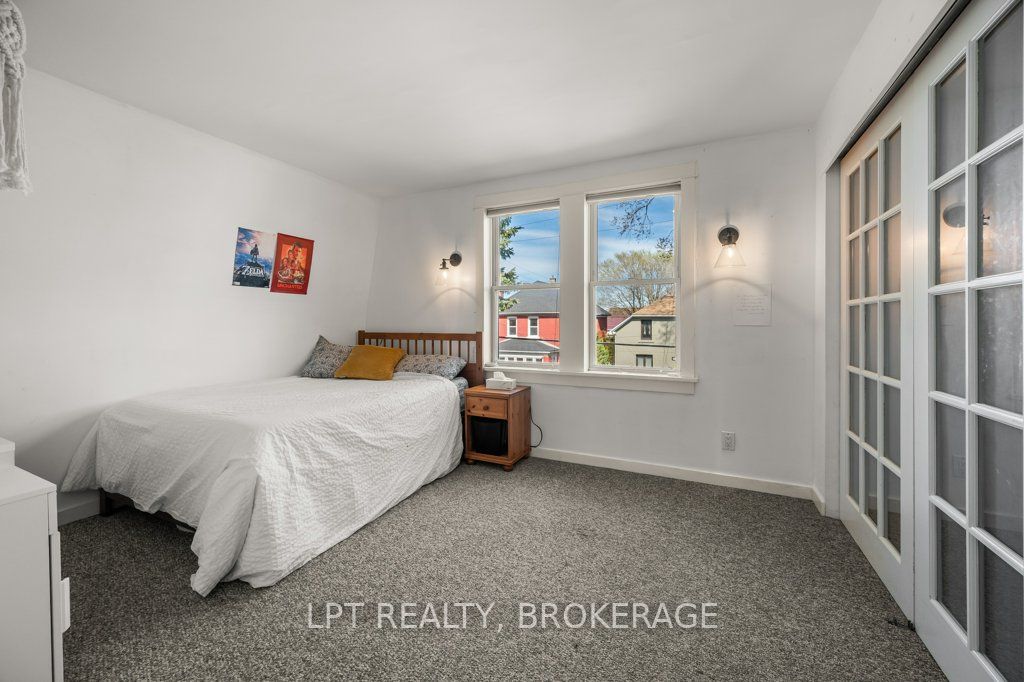 570 Frontenac Street Property Photo 23