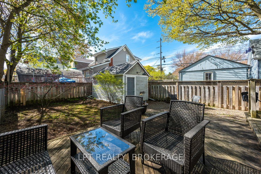 570 Frontenac Street Property Photo 31