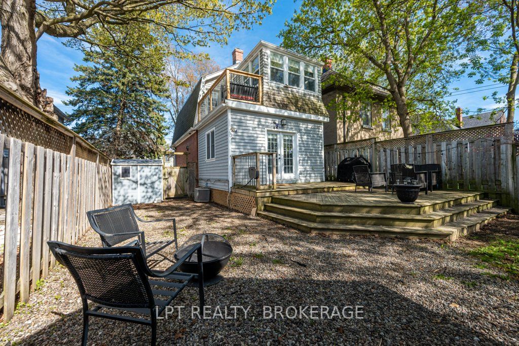 570 Frontenac Street Property Photo 34