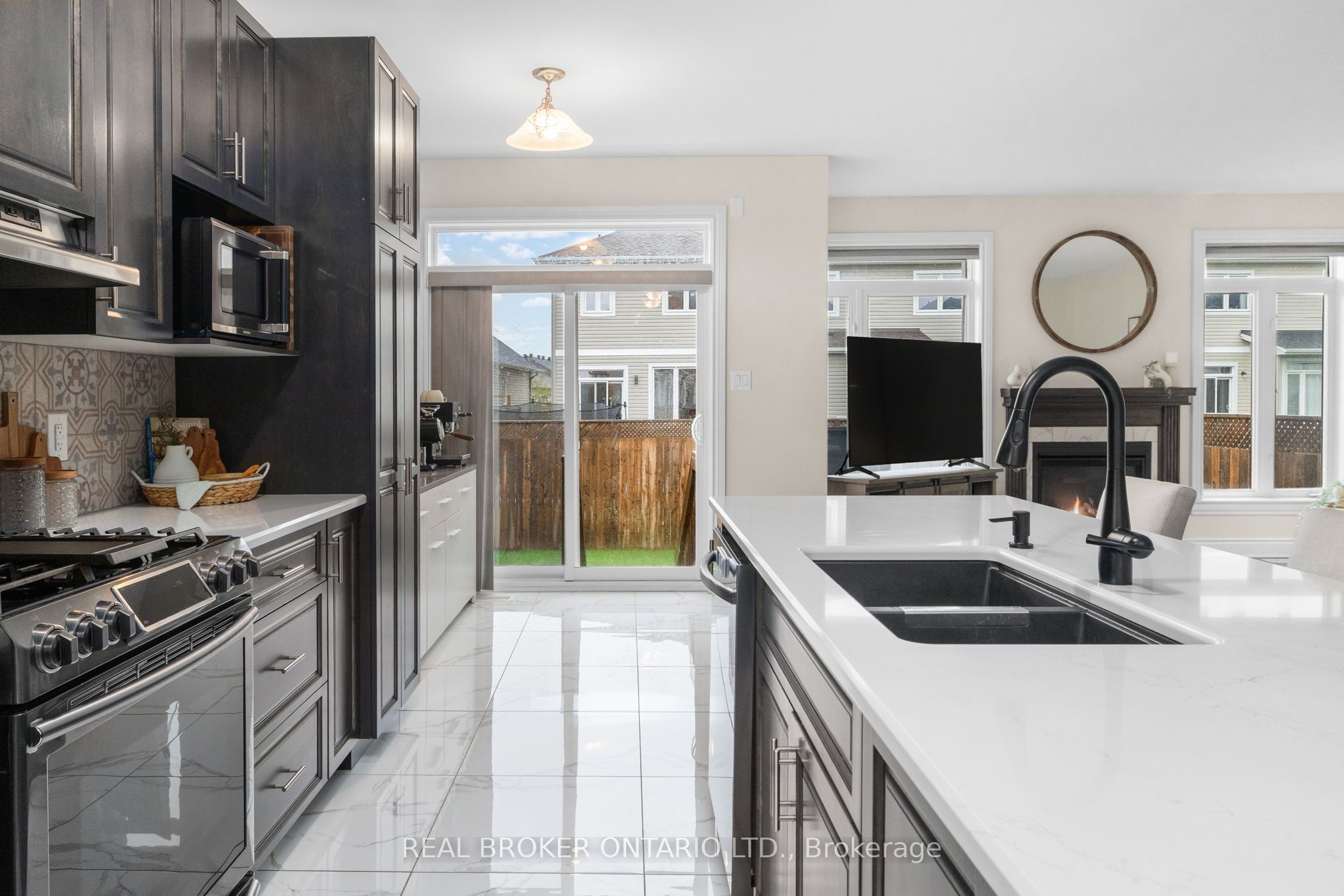 14 Peever Place Property Photo 18