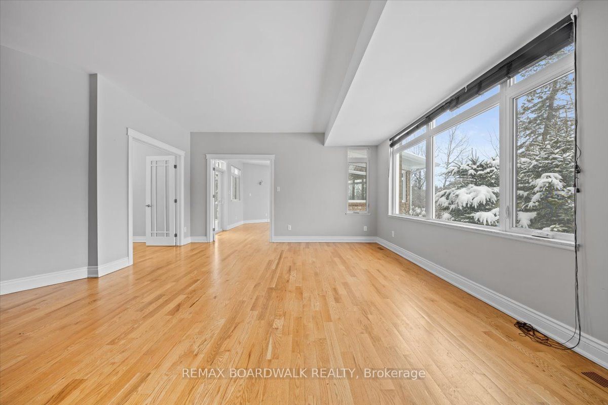 3437 Baskins Beach Road Property Photo 6