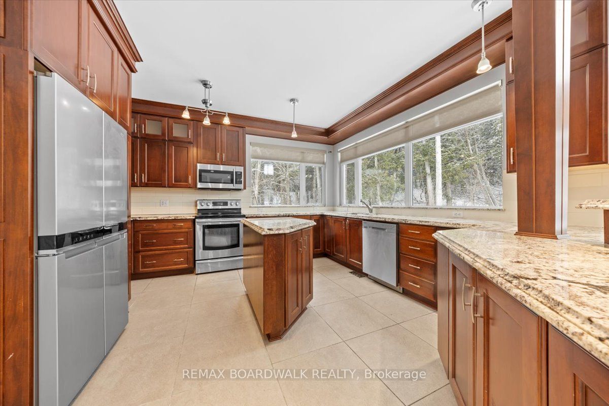 3437 Baskins Beach Road Property Photo 15