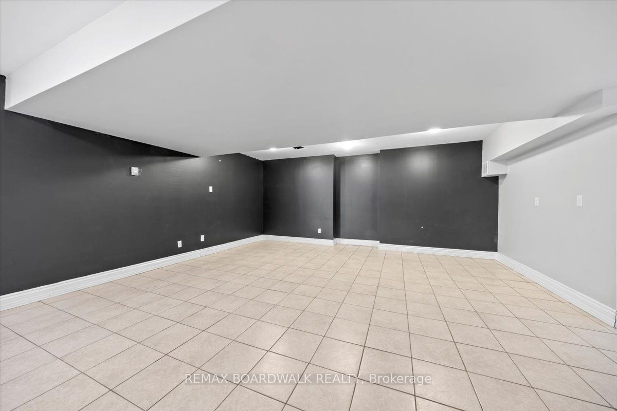 3437 Baskins Beach Road Property Photo 38
