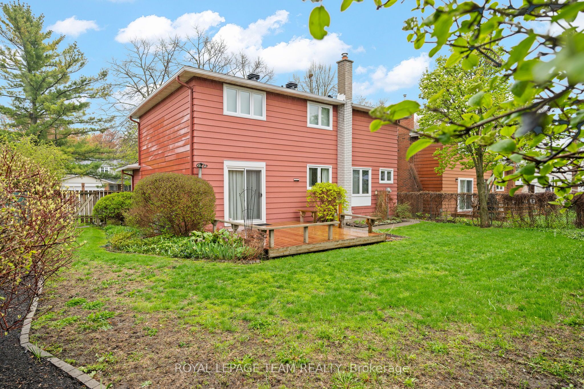 7 Centrepark Drive Property Photo 37